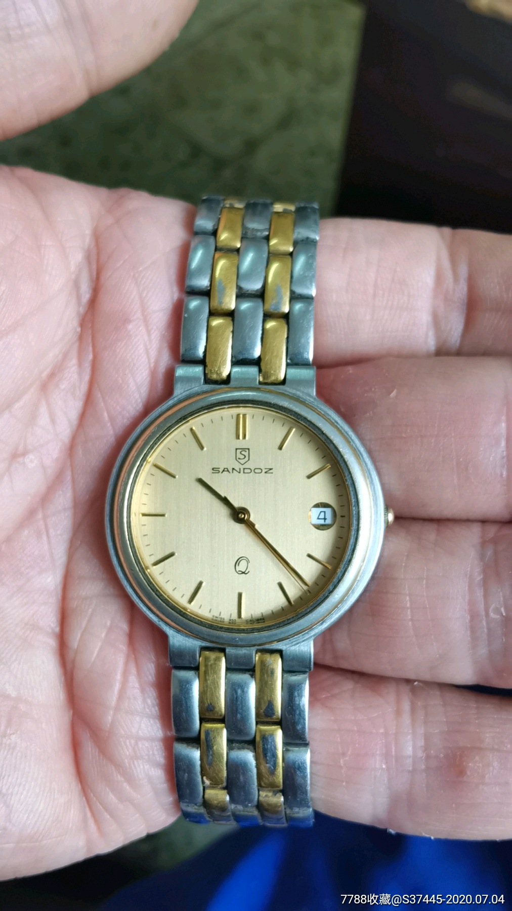 山度士,石英男表,机芯v8