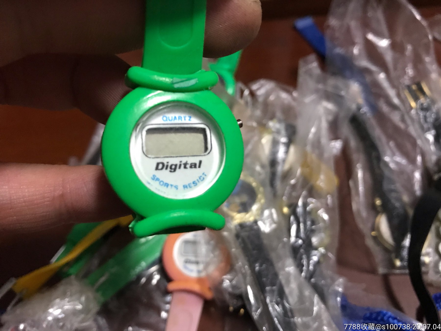 小时候熊猫表电子表