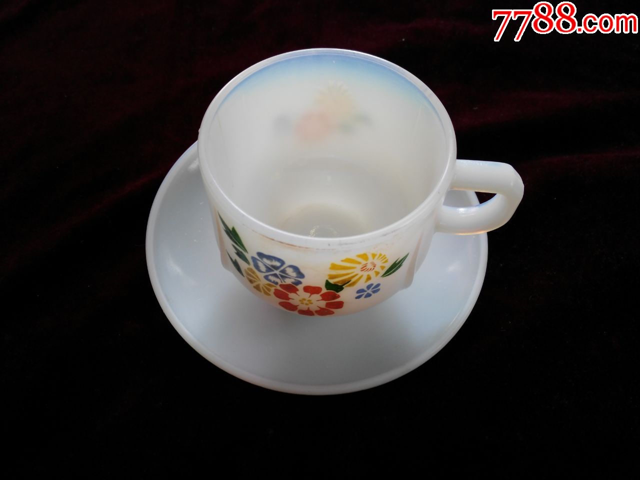 中国制造雪花牌玻璃杯碟各一