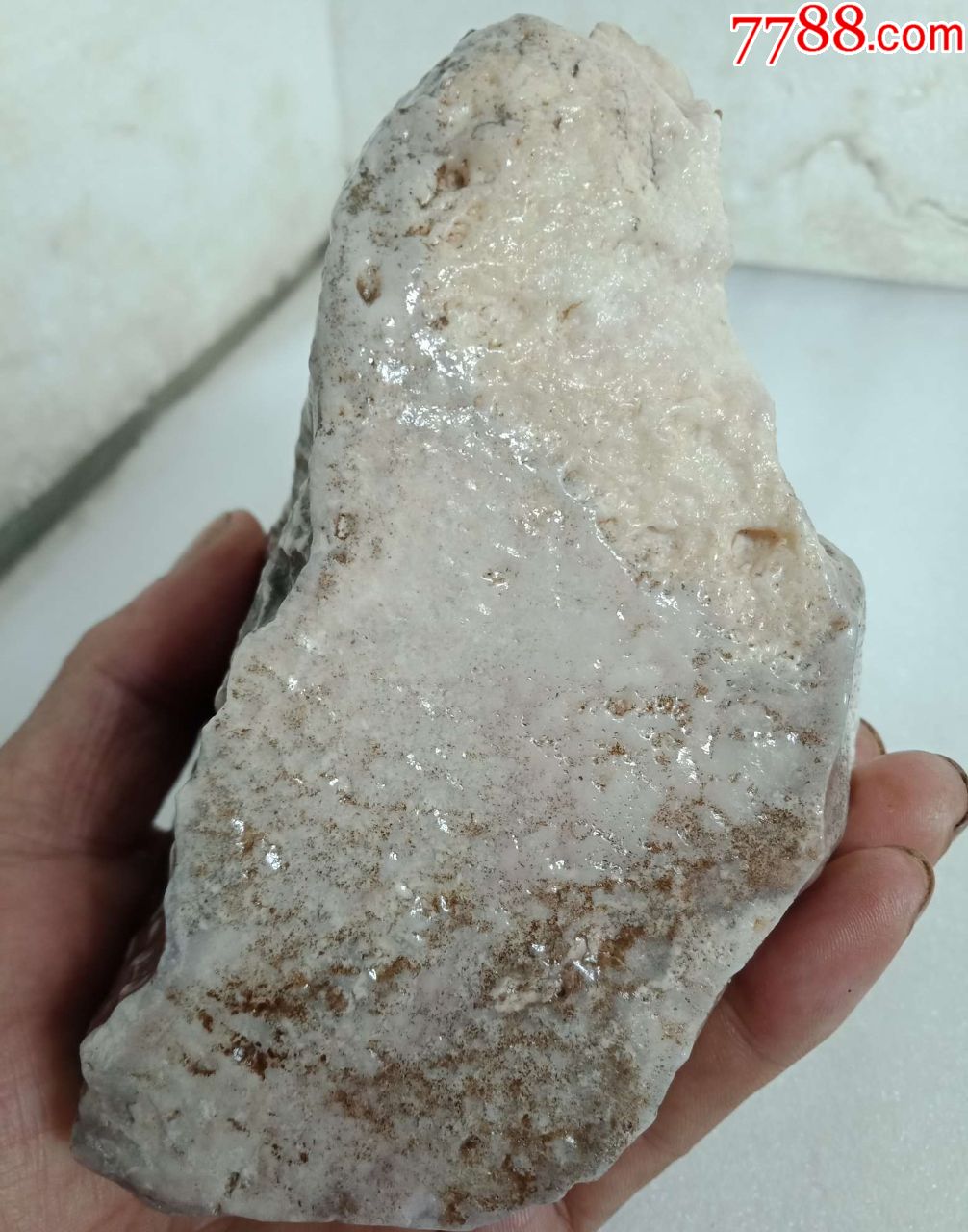 3987新疆戈壁蛋白石(欧泊)摆件1400克