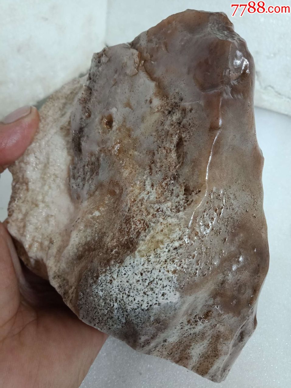 3987新疆戈壁蛋白石(欧泊)摆件1400克