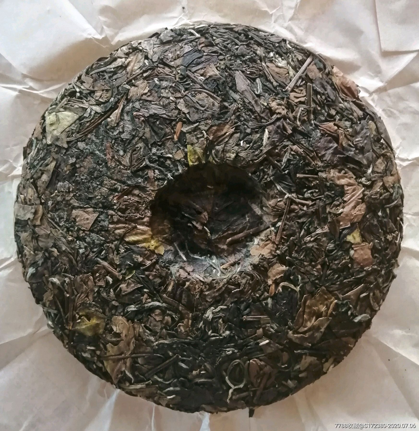 2016年寿眉(茶饼),,原料福鼎大白茶,,350克