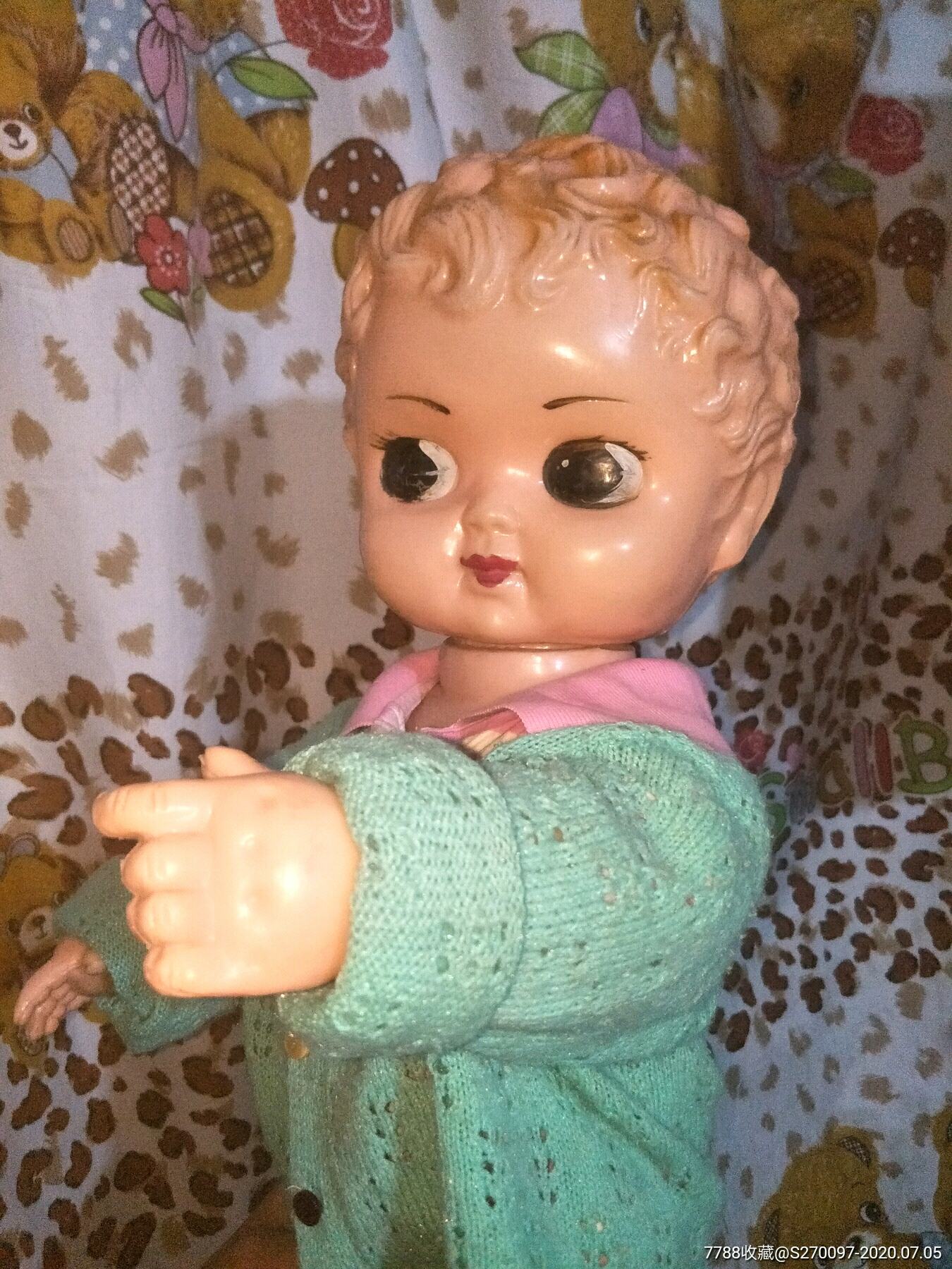 漂亮可爱的老塑料娃娃怀旧娃娃老玩具塑料娃娃