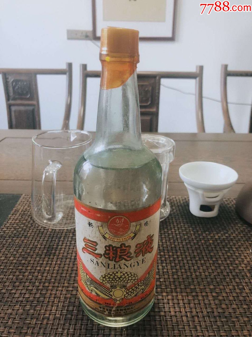 八十年代吉林产的三粮液50度500ml(过称仅仅为了展示)_老酒收藏_第1张