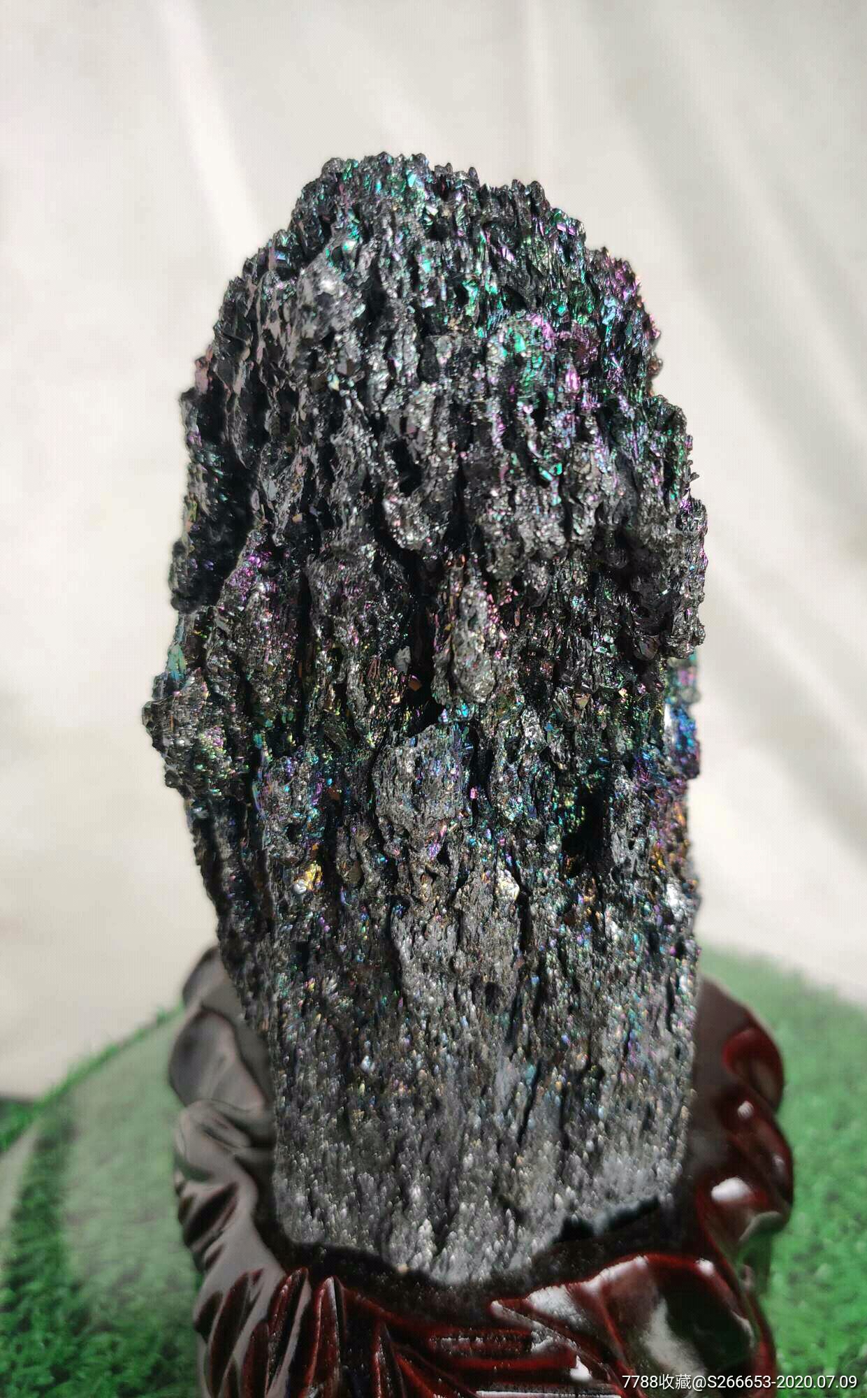 0斤,七彩矿石摆件,居家摆件不二之选.