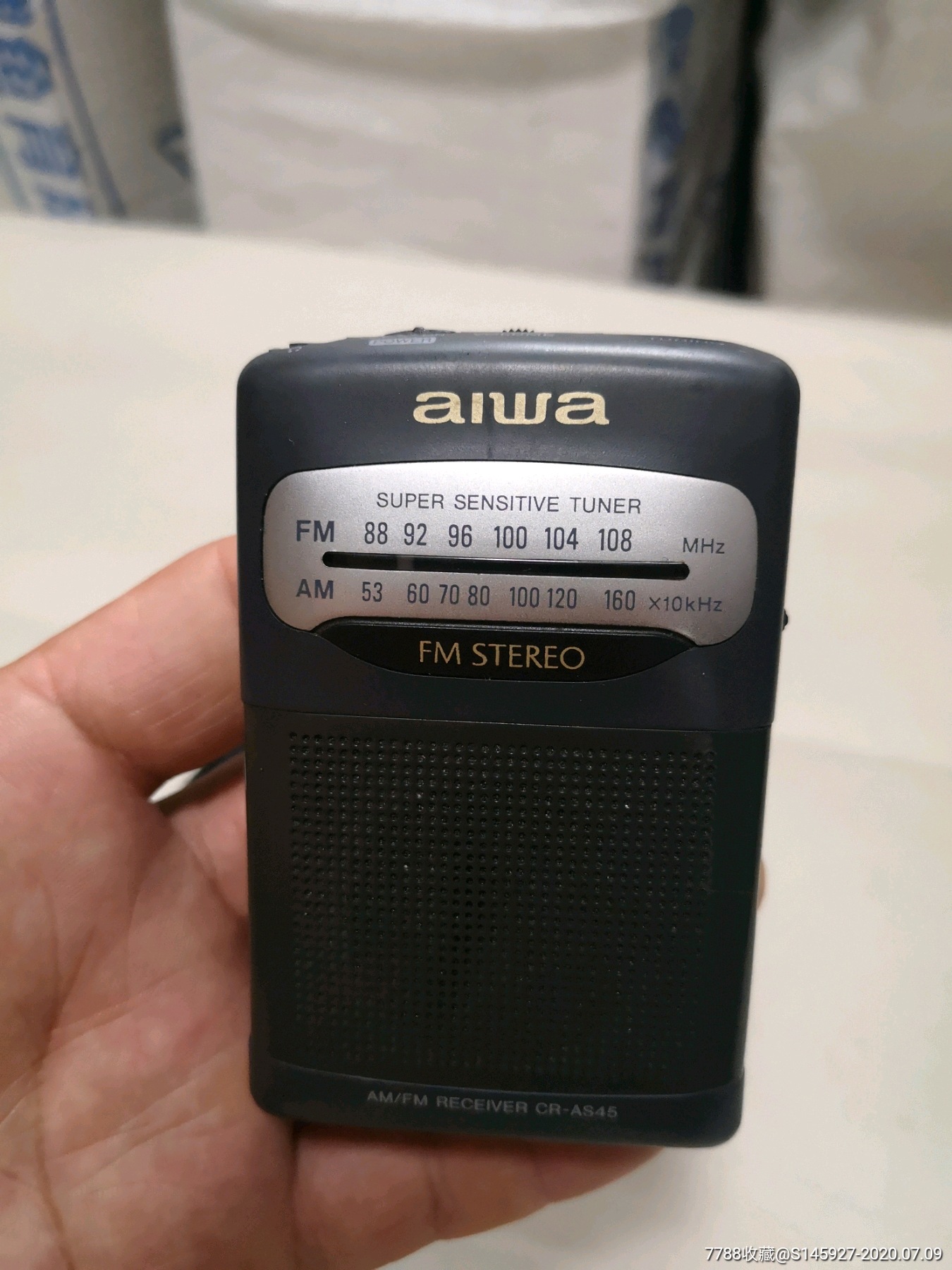 爱华(aiwa)牌小型收音机(日本制造)