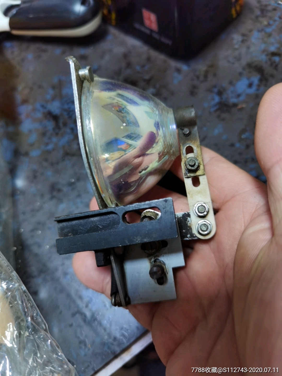 长江牌电影机铟灯架