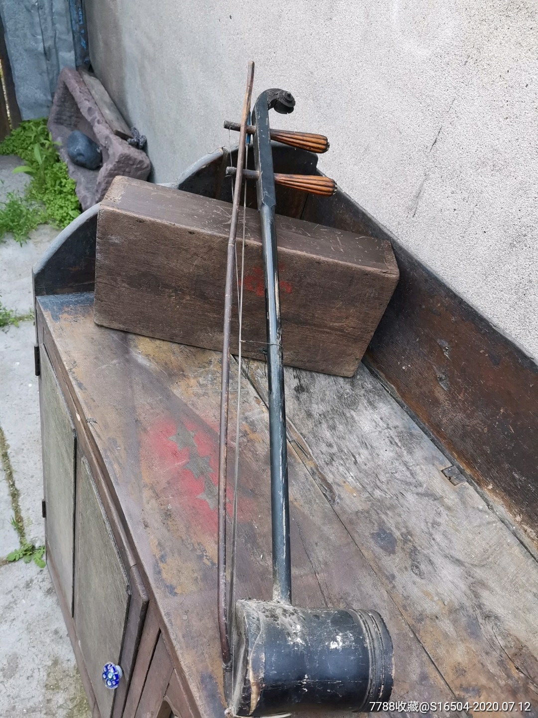 清代金丝楠木老二胡一把,二胡/胡琴_第1张