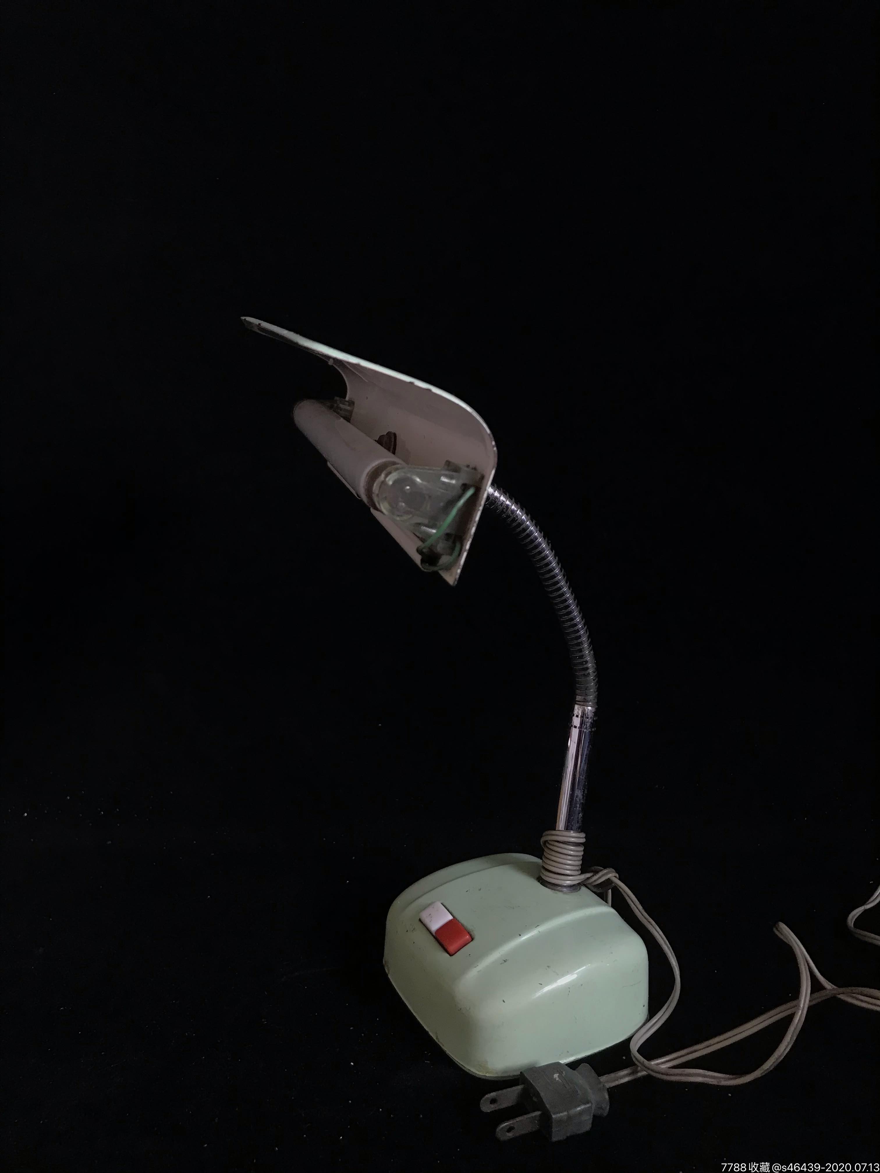 七十年代老台灯(仔细阅图看简介)
