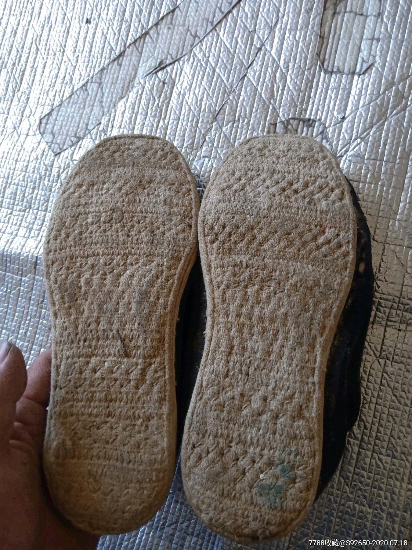 怀旧民国扣疙瘩布底鞋