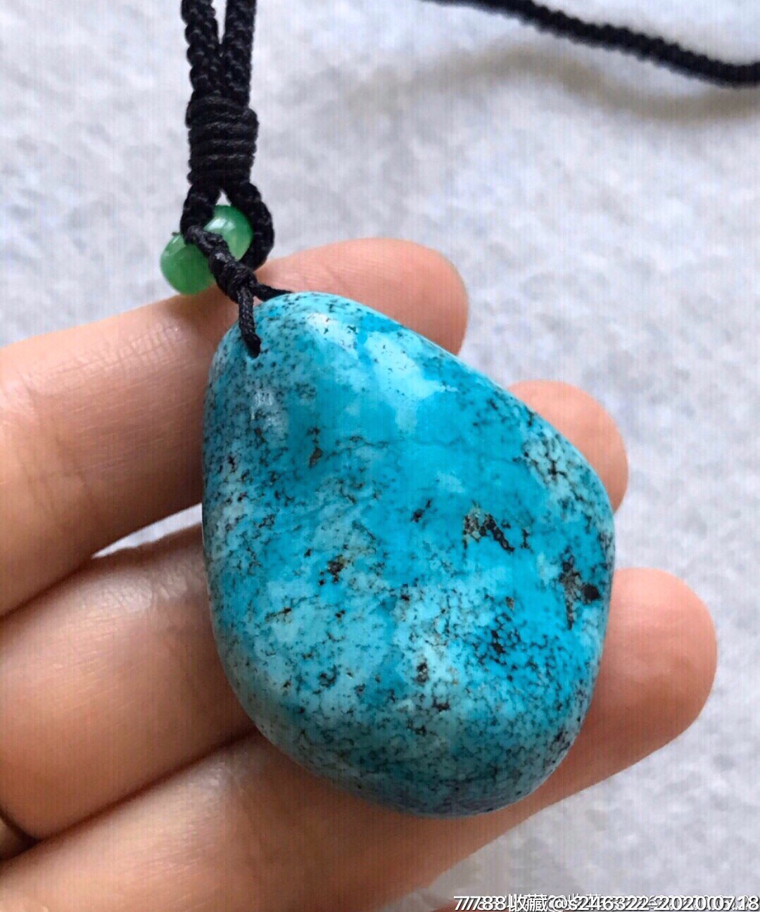 高瓷蓝原矿绿松石雨点松随型挂件21.8克