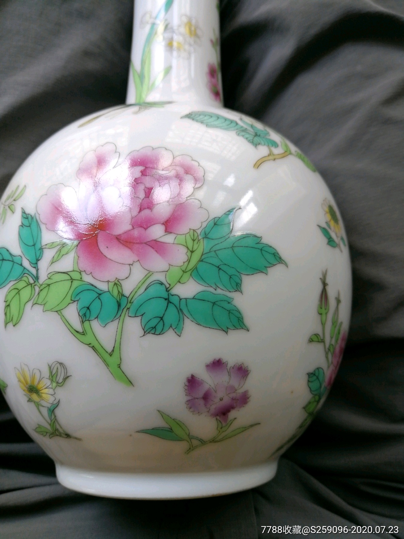 民国仿乾隆粉彩天球瓶邮费到付