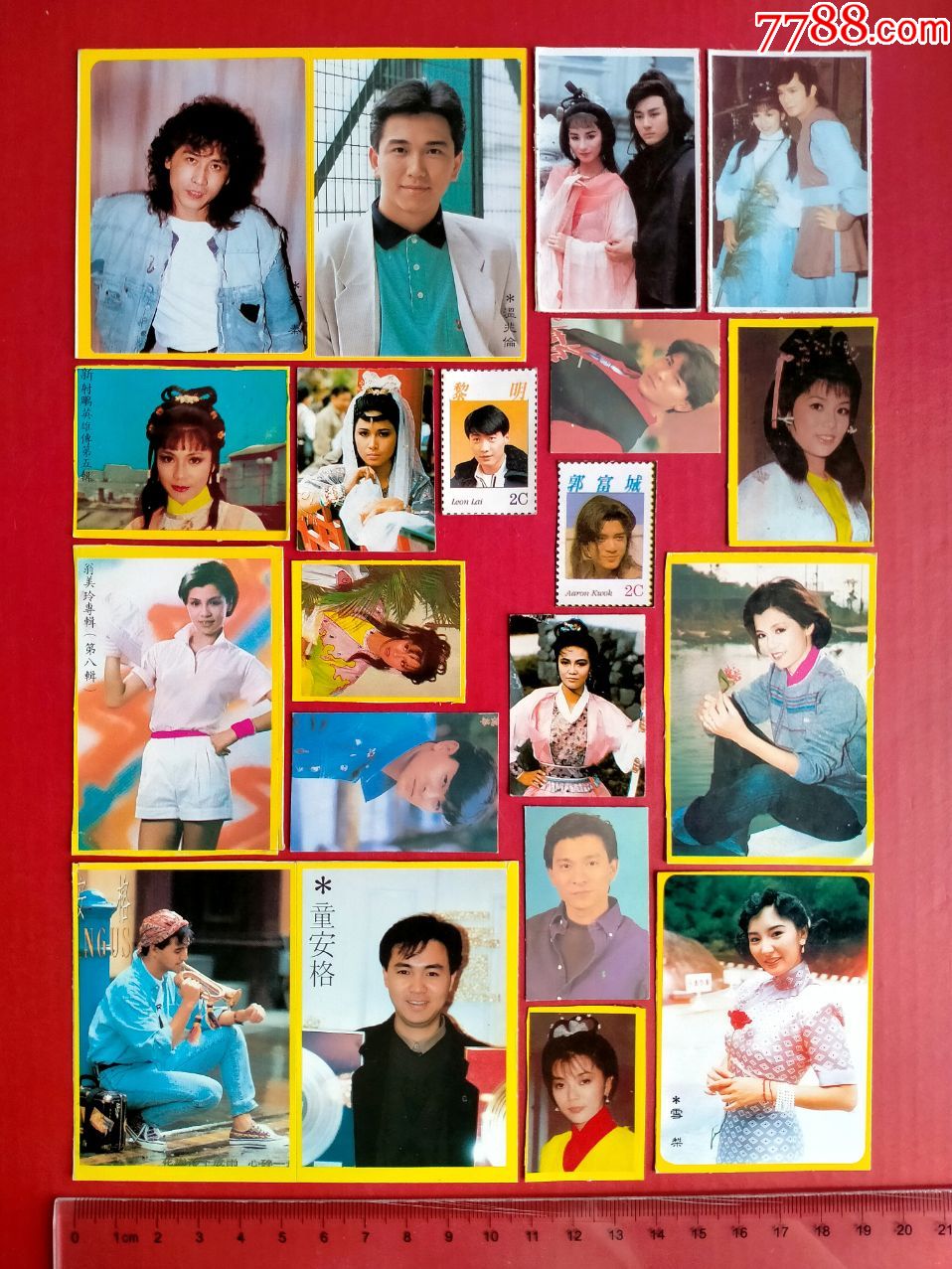 港台明星黄边不干胶老贴纸----20枚合售