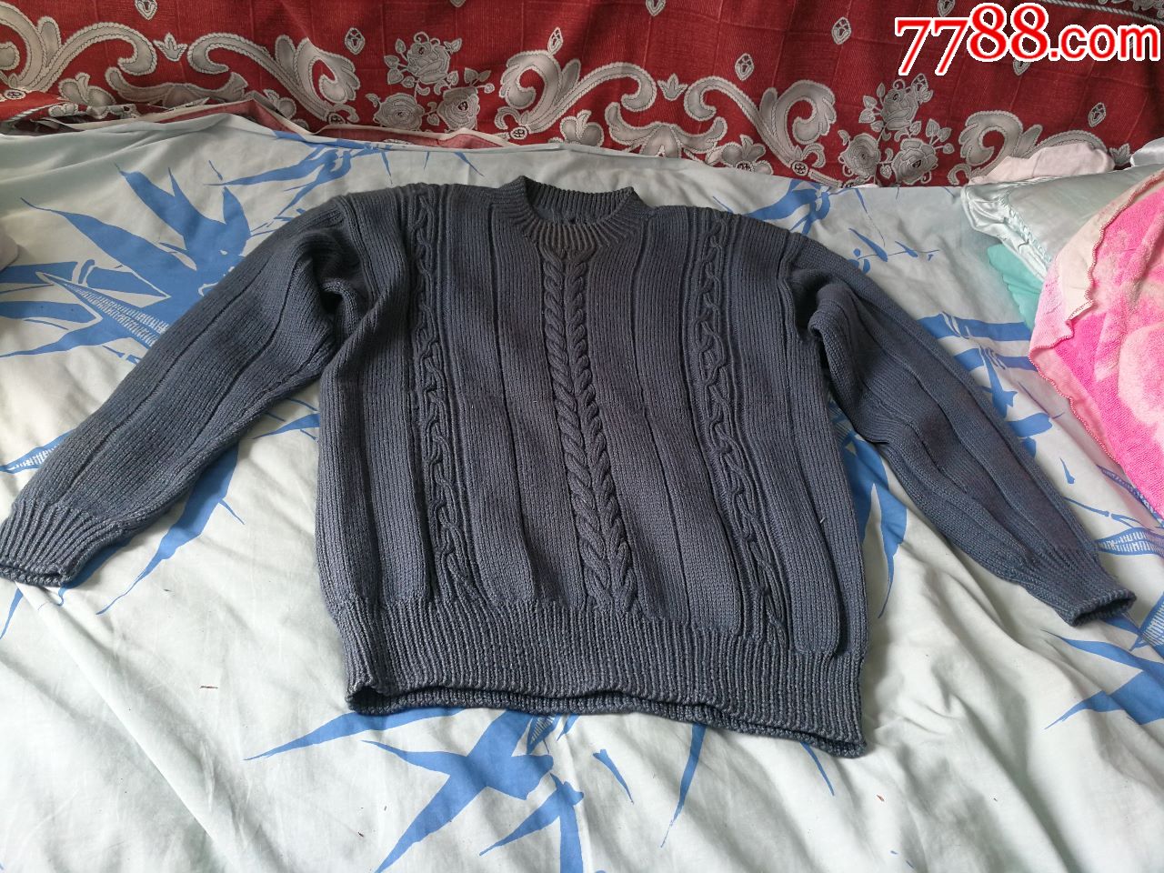 老式手工毛衣一件