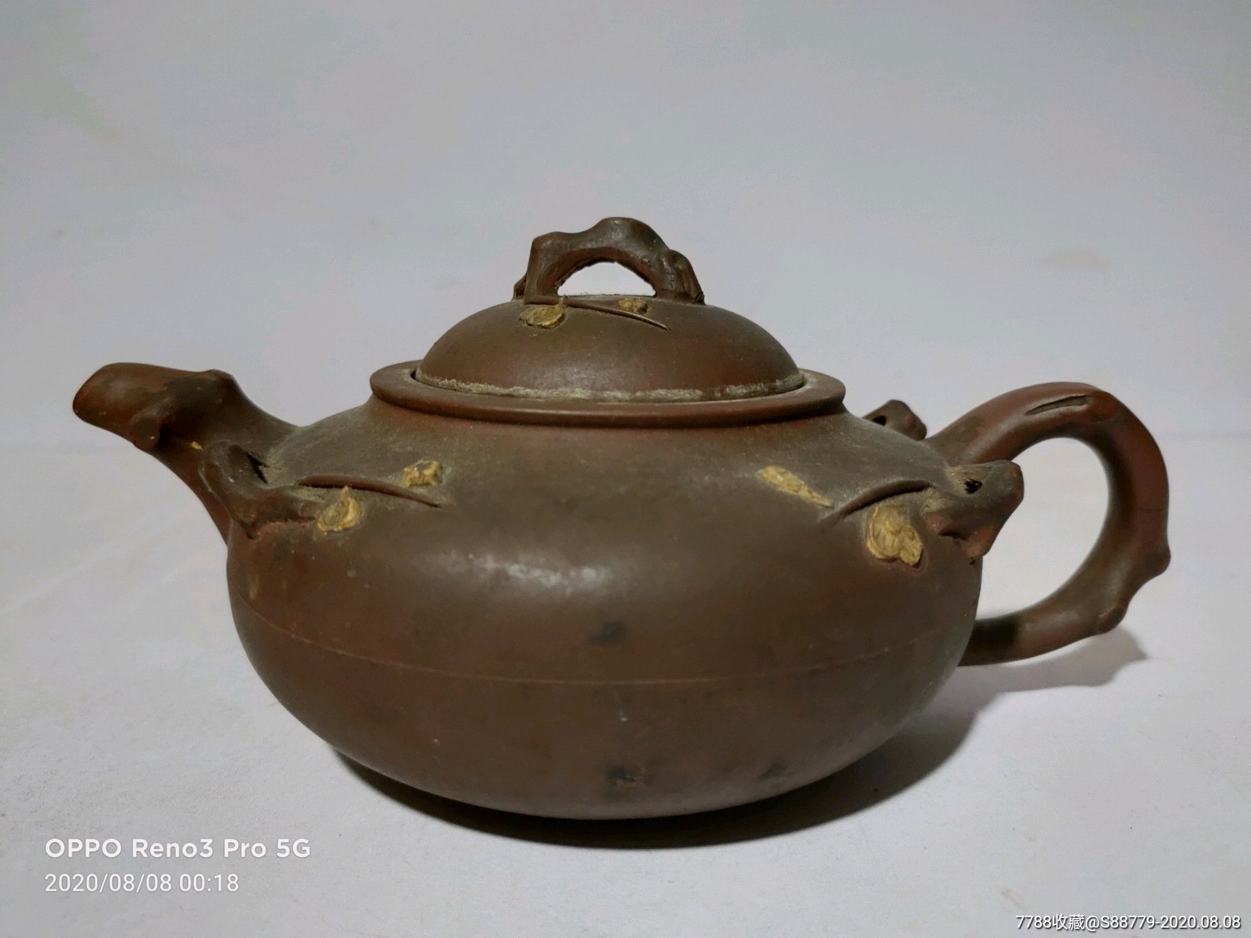 文革(鲍荣娣款)梅花紫砂壶一个(品好)