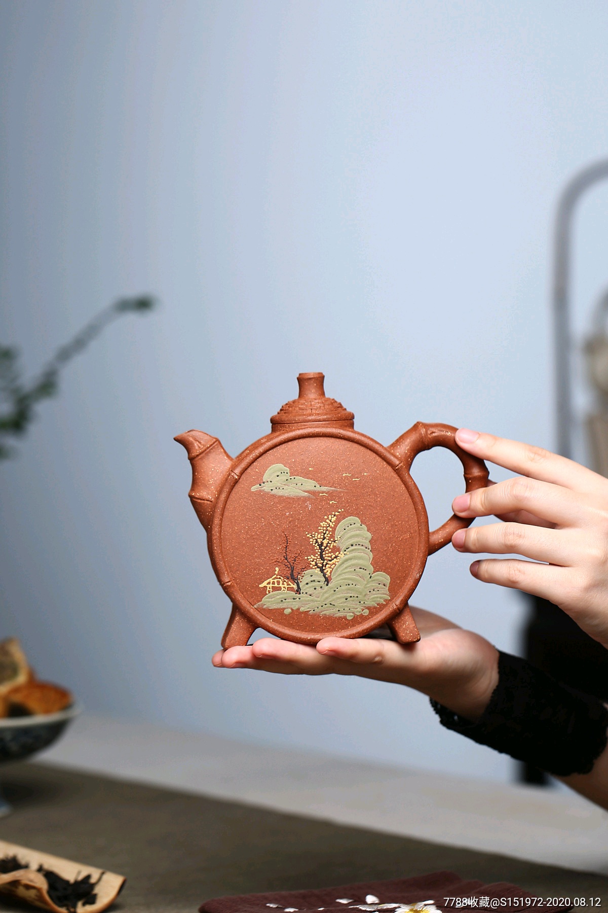 宜兴青山叠翠紫砂壶原矿降坡泥手工泥绘