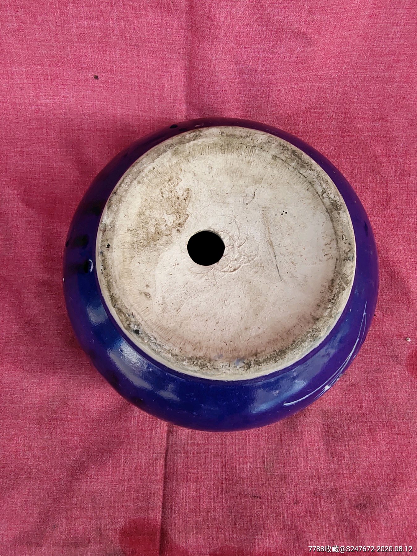 蓝釉花盆