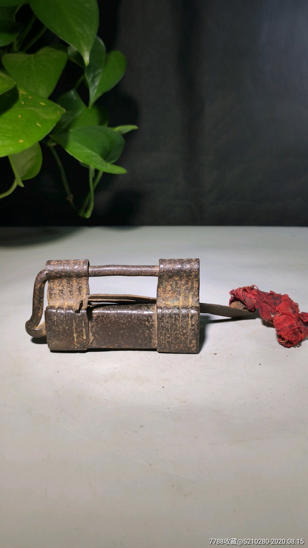 清代老铁锁一把好开好锁皮壳老辣包浆浓厚十分精致