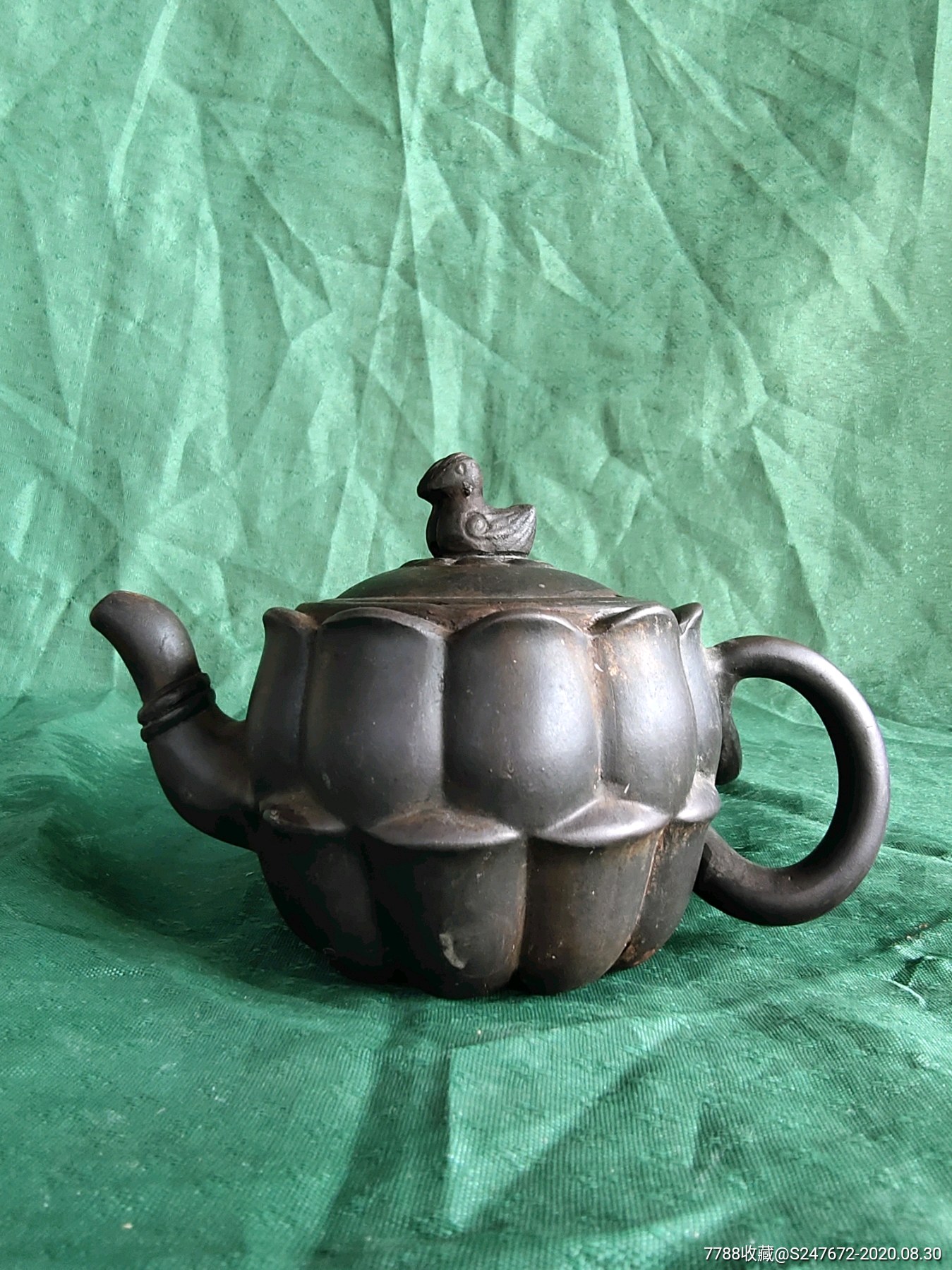 荷花鸳鸯紫砂壶