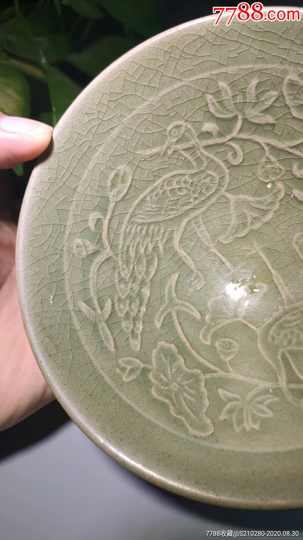 开片小瓷碗一个!耀州窑!图案生动形象!瓷质细腻!釉水肥厚!开片逆天!