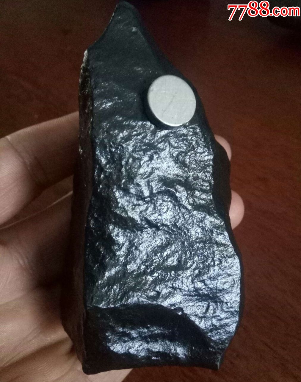 3568新疆阳起石戈壁料原石270克