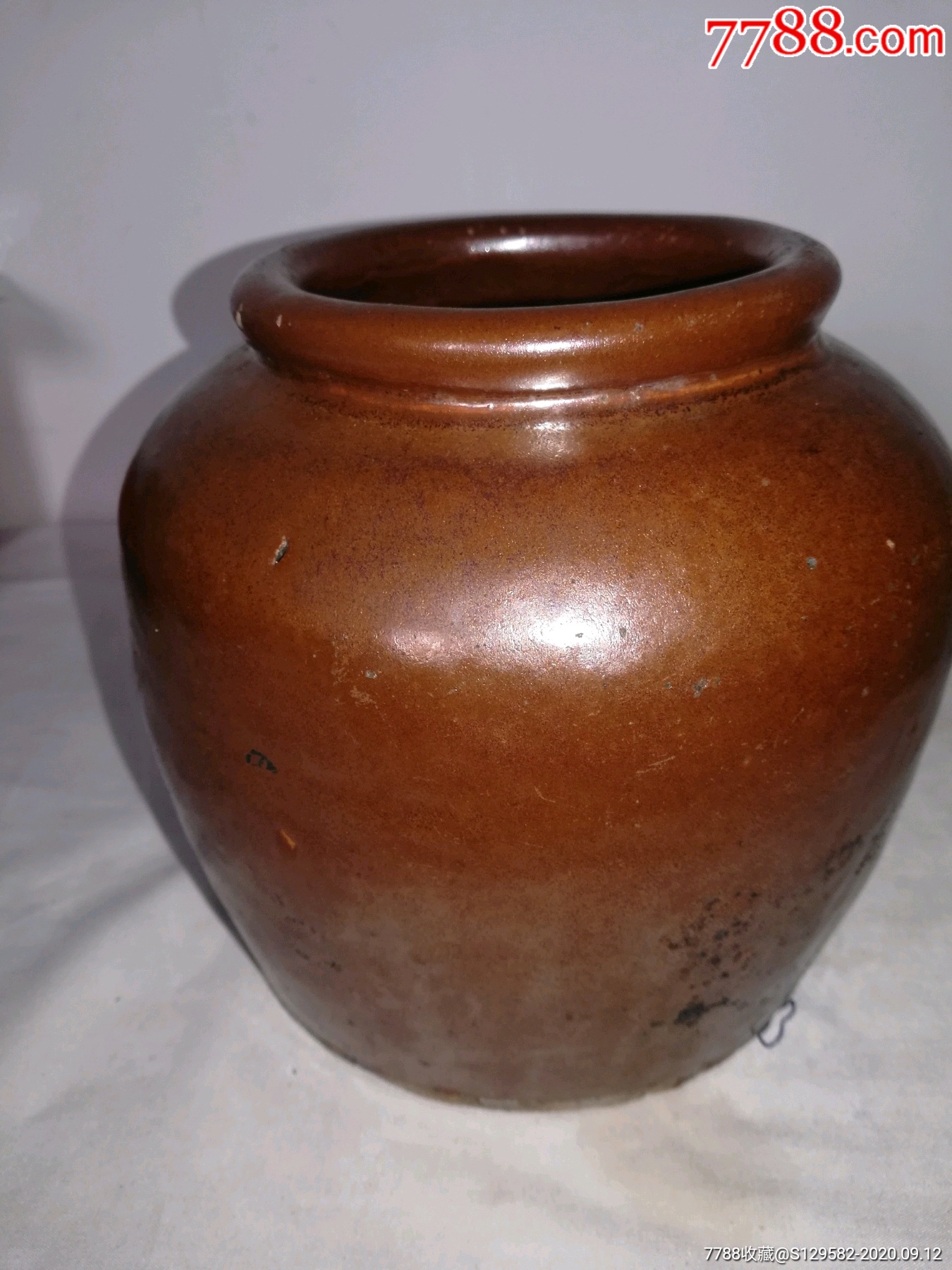 早期酱釉罐