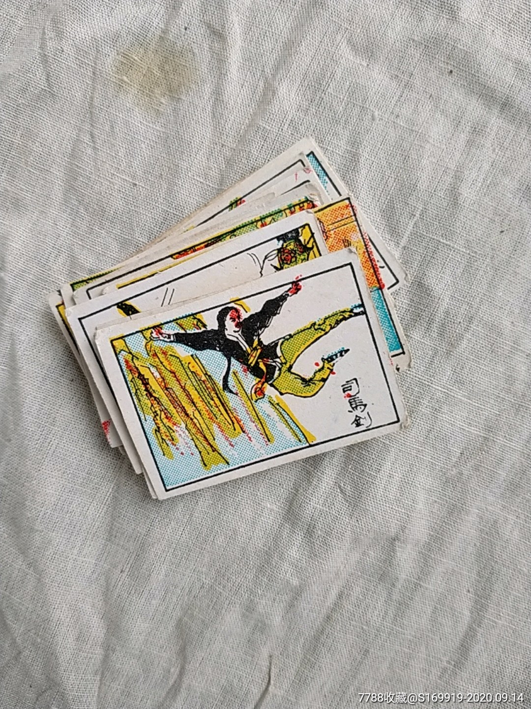 拍洋画小画片玩具16小张