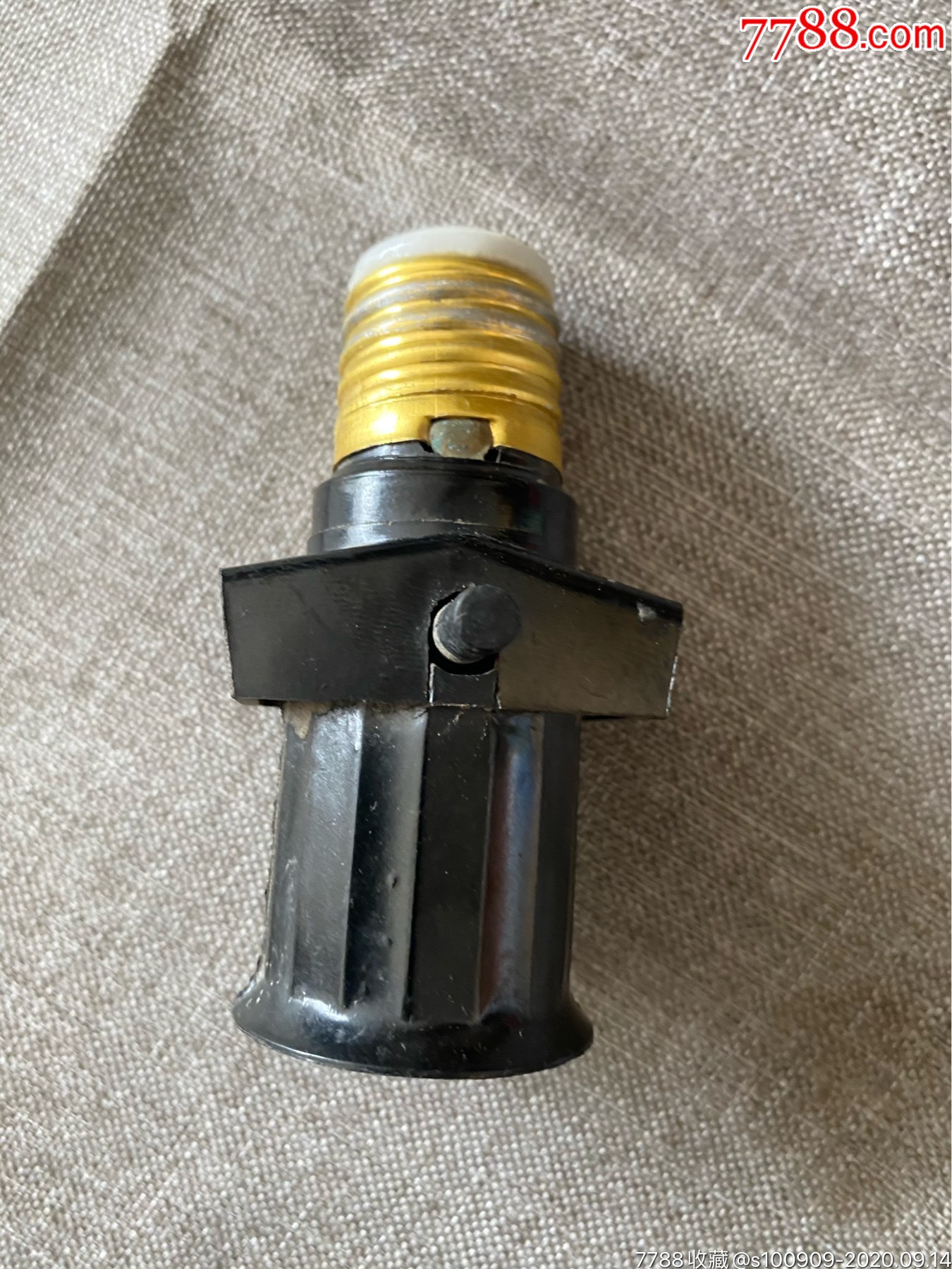 怀旧老物件螺丝纹灯开关