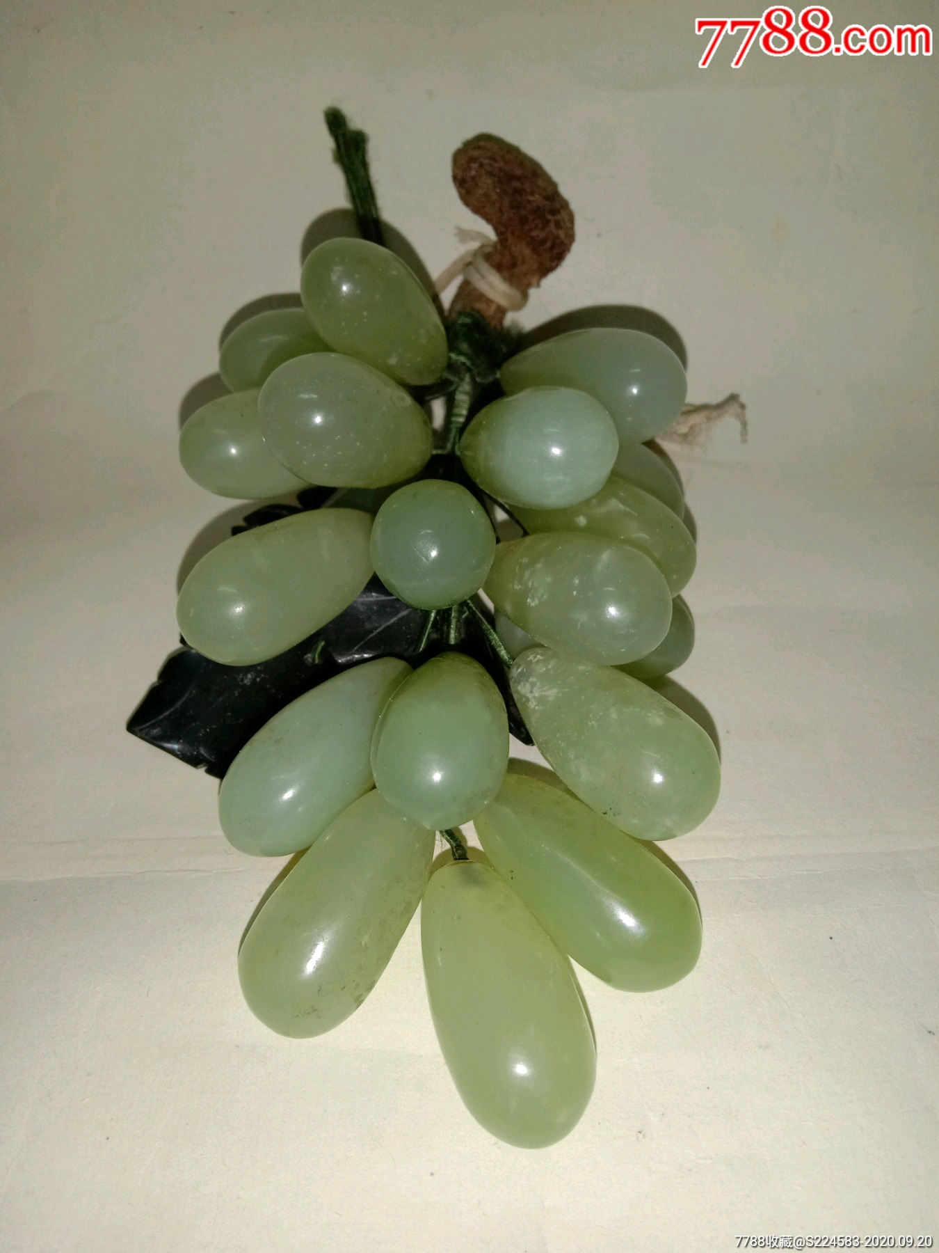 八十年代多子多孙葡萄玉石摆件价格优惠保真出售难得收藏佳品