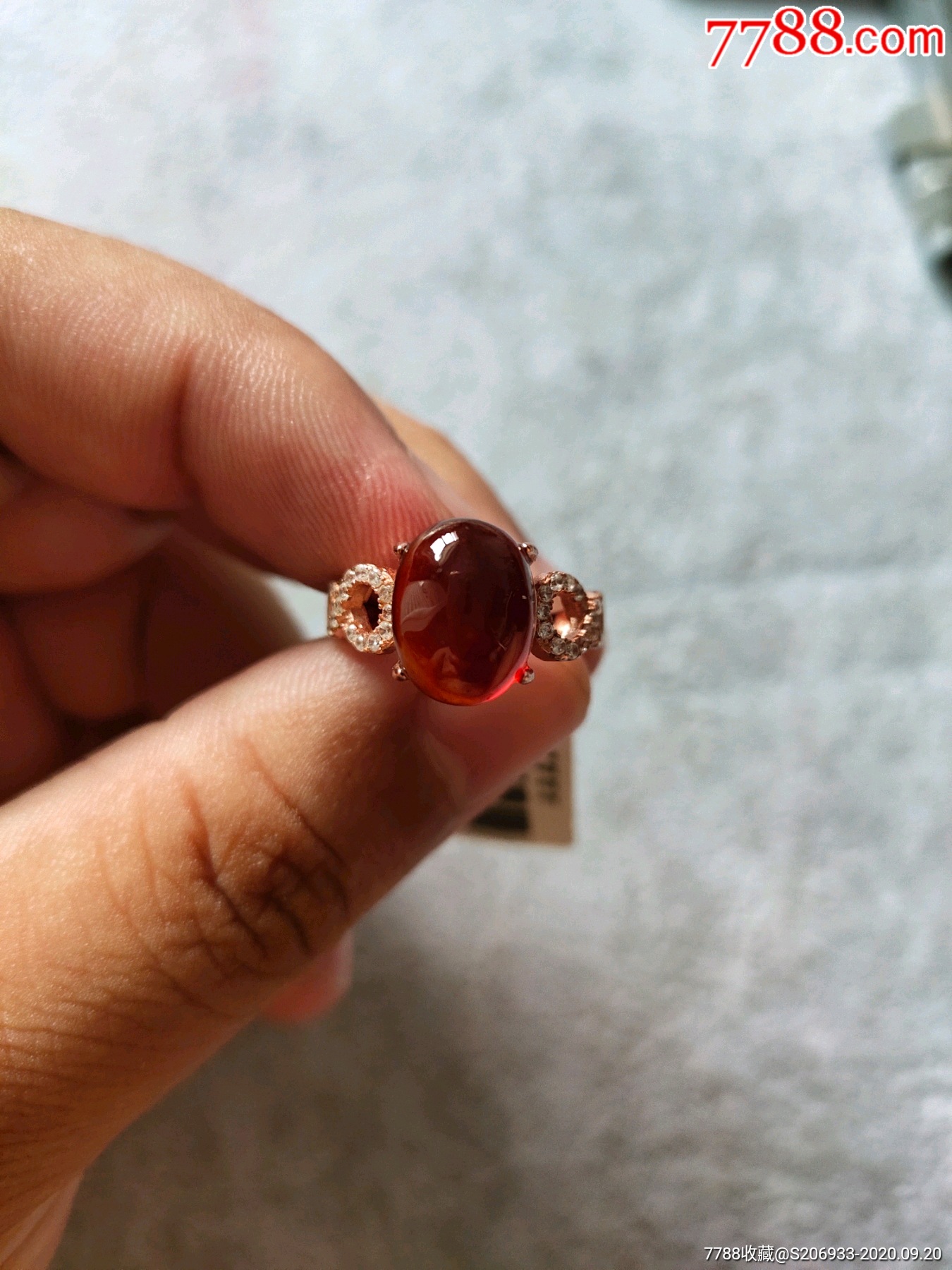 石榴石戒面银托戒指