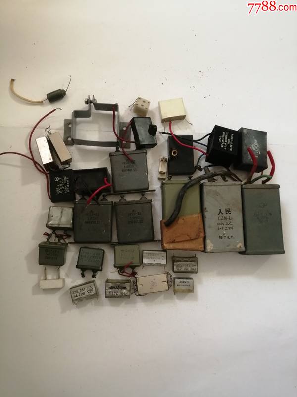 各种老式电容器