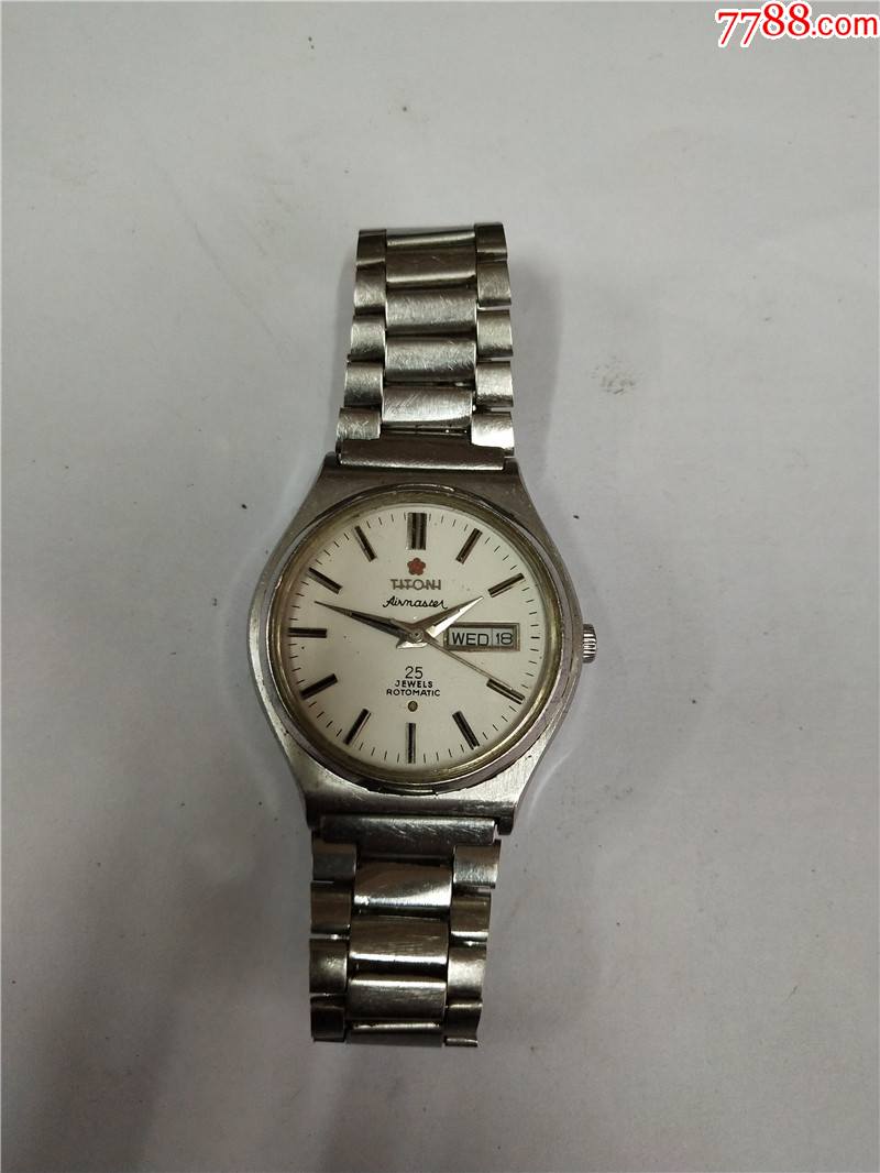 品99少有的常林男机械表￥278品99金锚中型单日历机械表￥1048