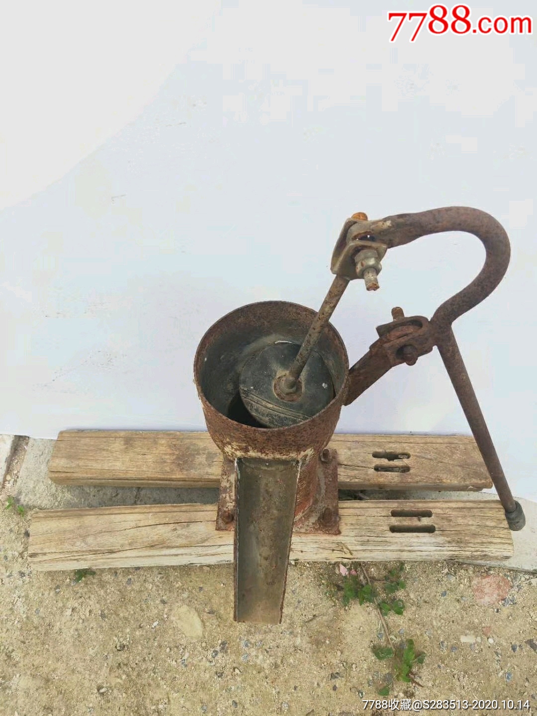 老民俗压水井头