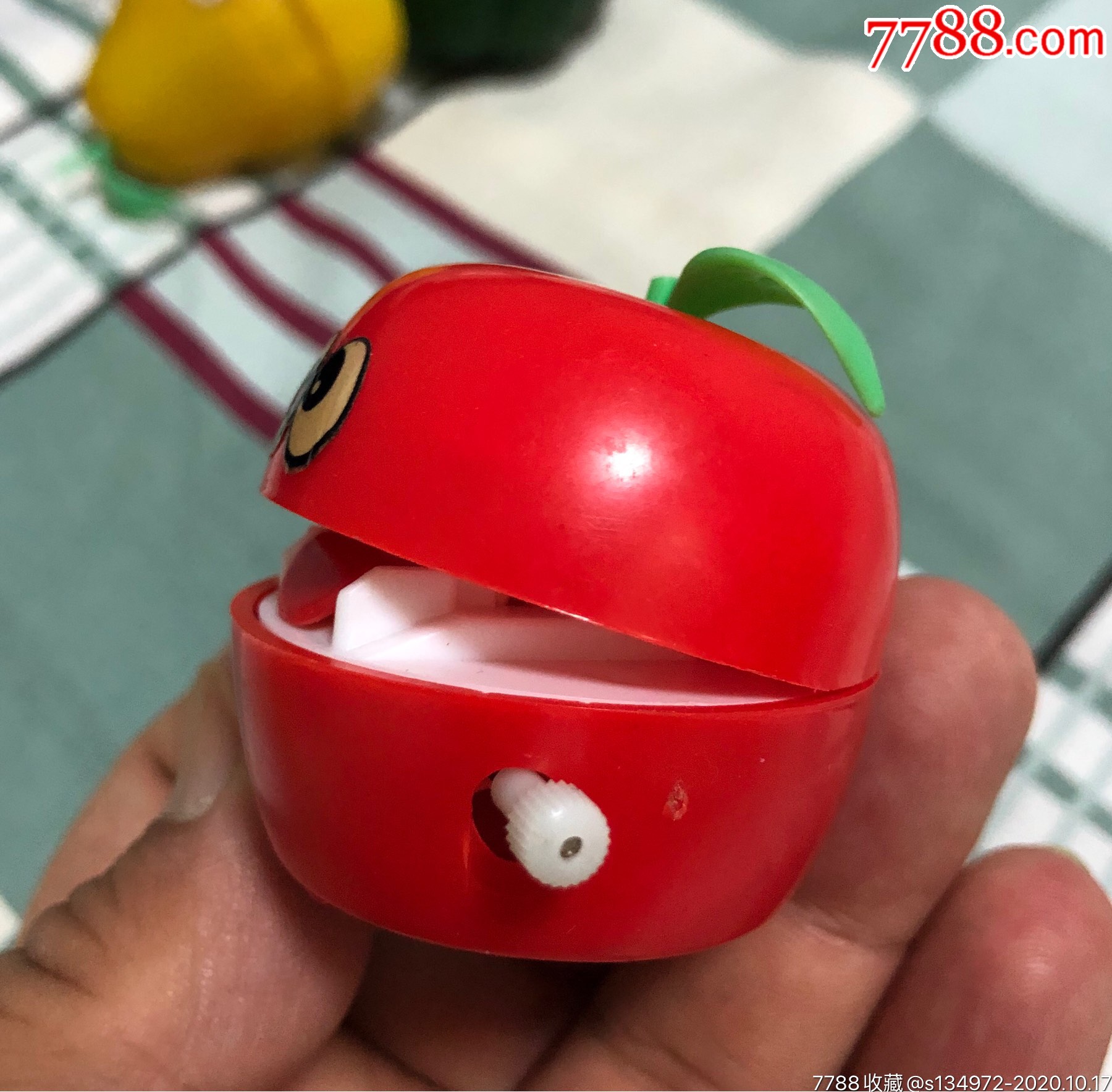老玩具,80年代福万发条玩具,万代玩具,水果系列,苹果.