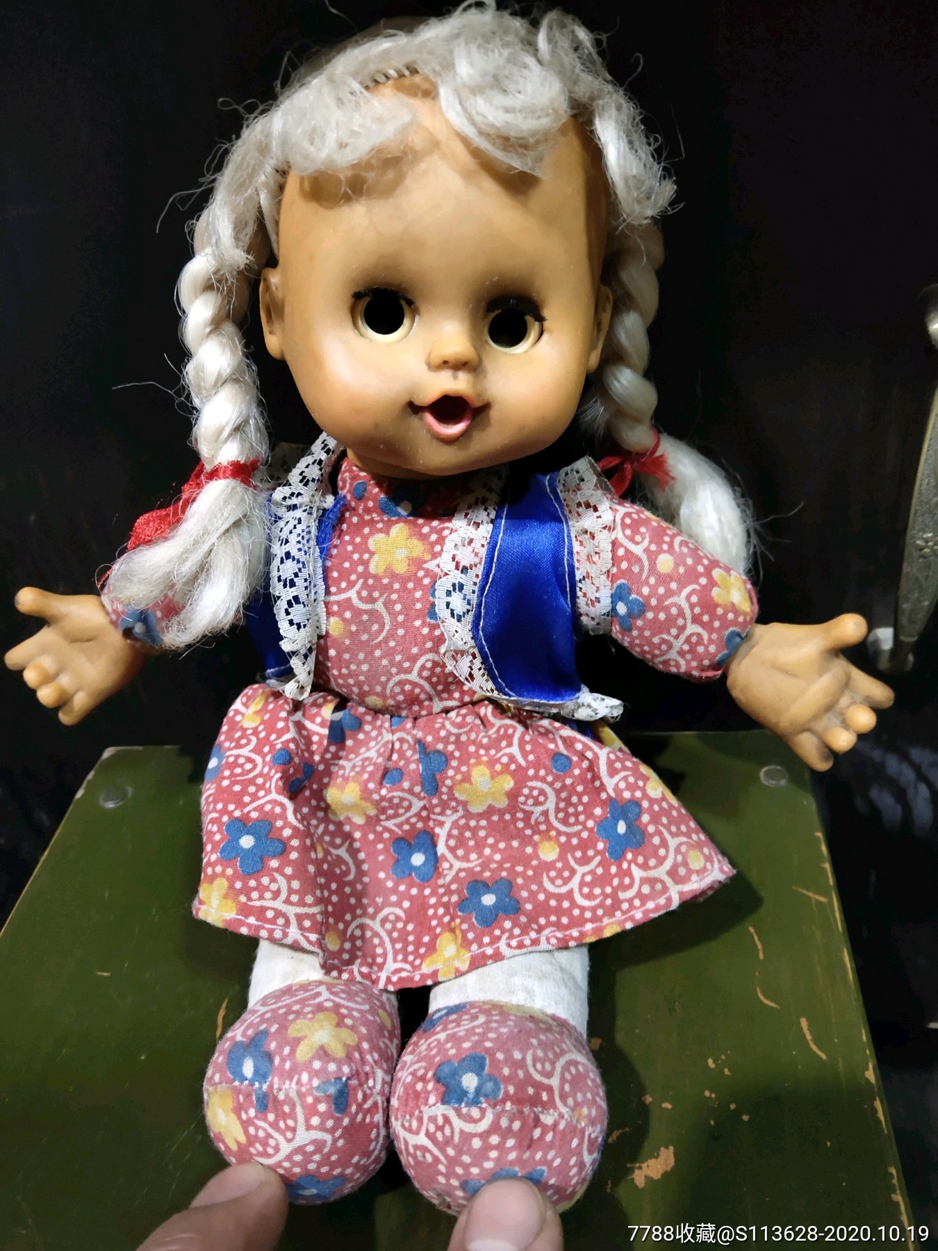 稀有老玩具1个眼睛会动的漂亮娃很漂亮品好