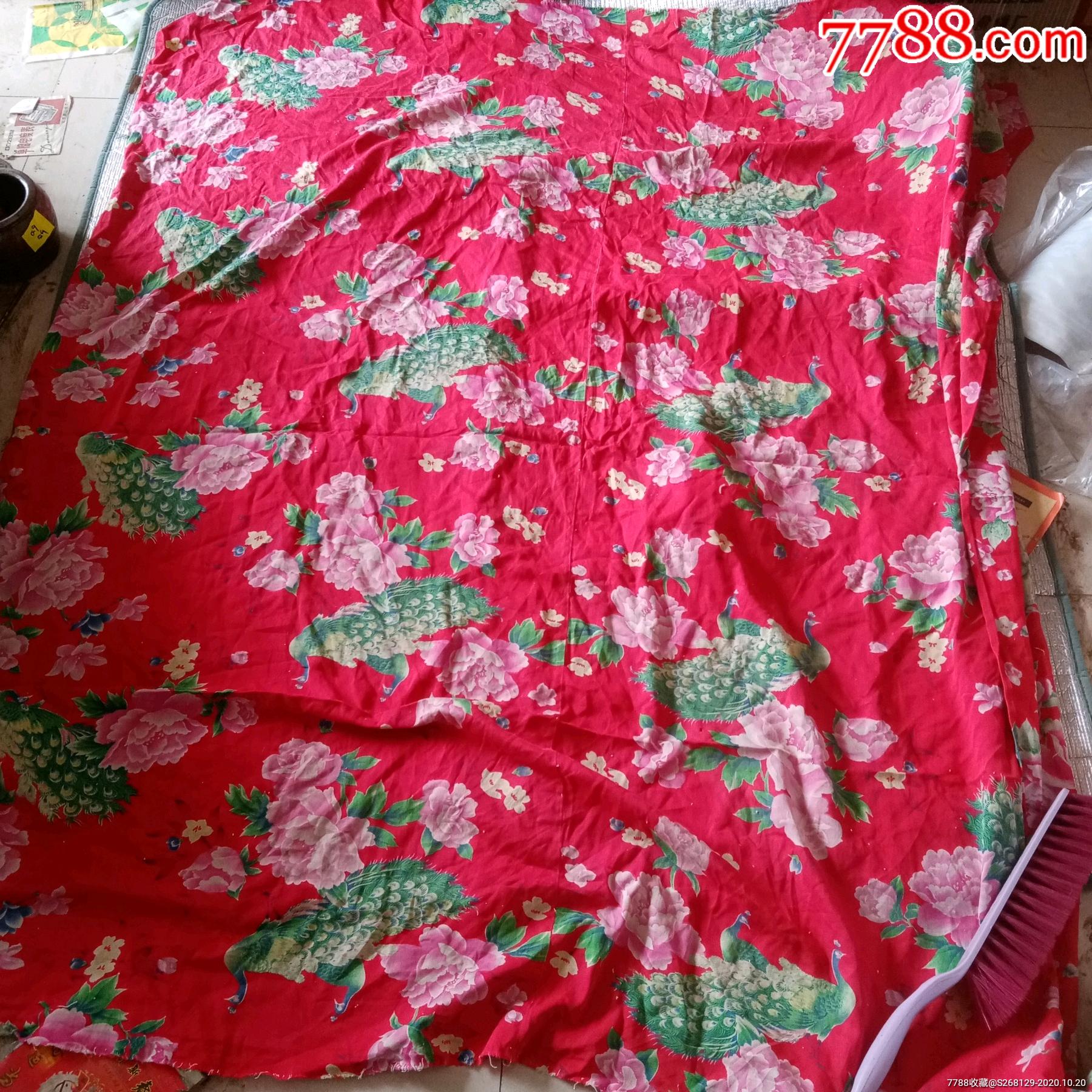 怀旧老孔雀花卉被面