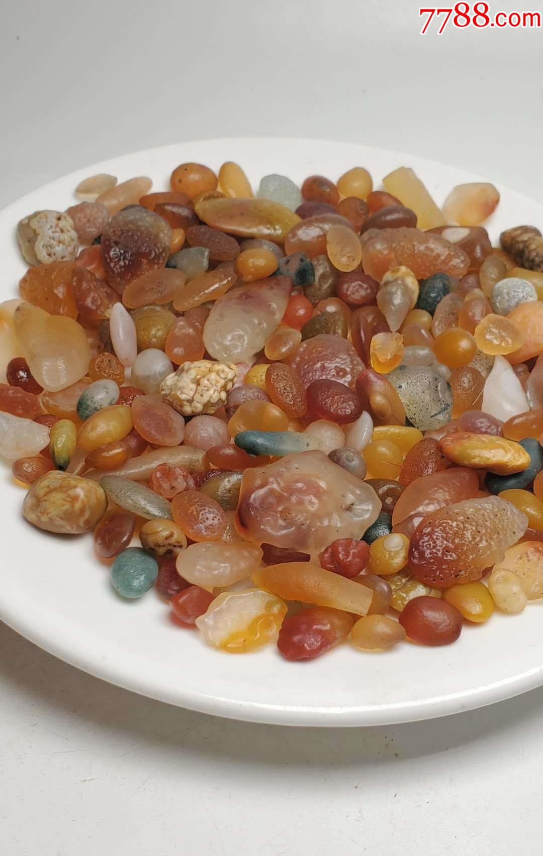 4265新疆戈壁玛瑙一盘310克