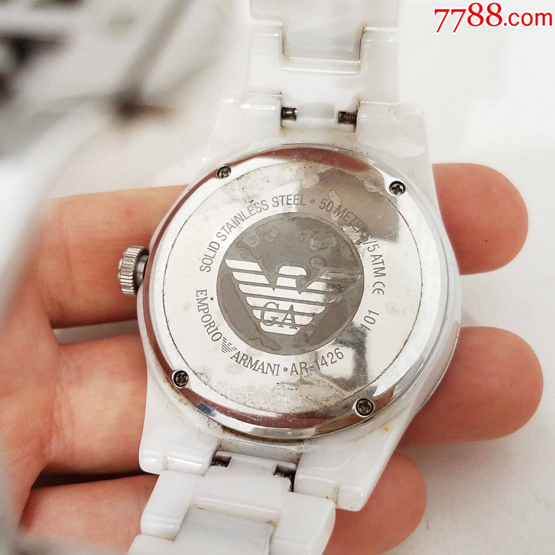 阿玛尼电子女表【独特陶瓷材质】【漂亮贝壳面表盘】【闪钻表圈】