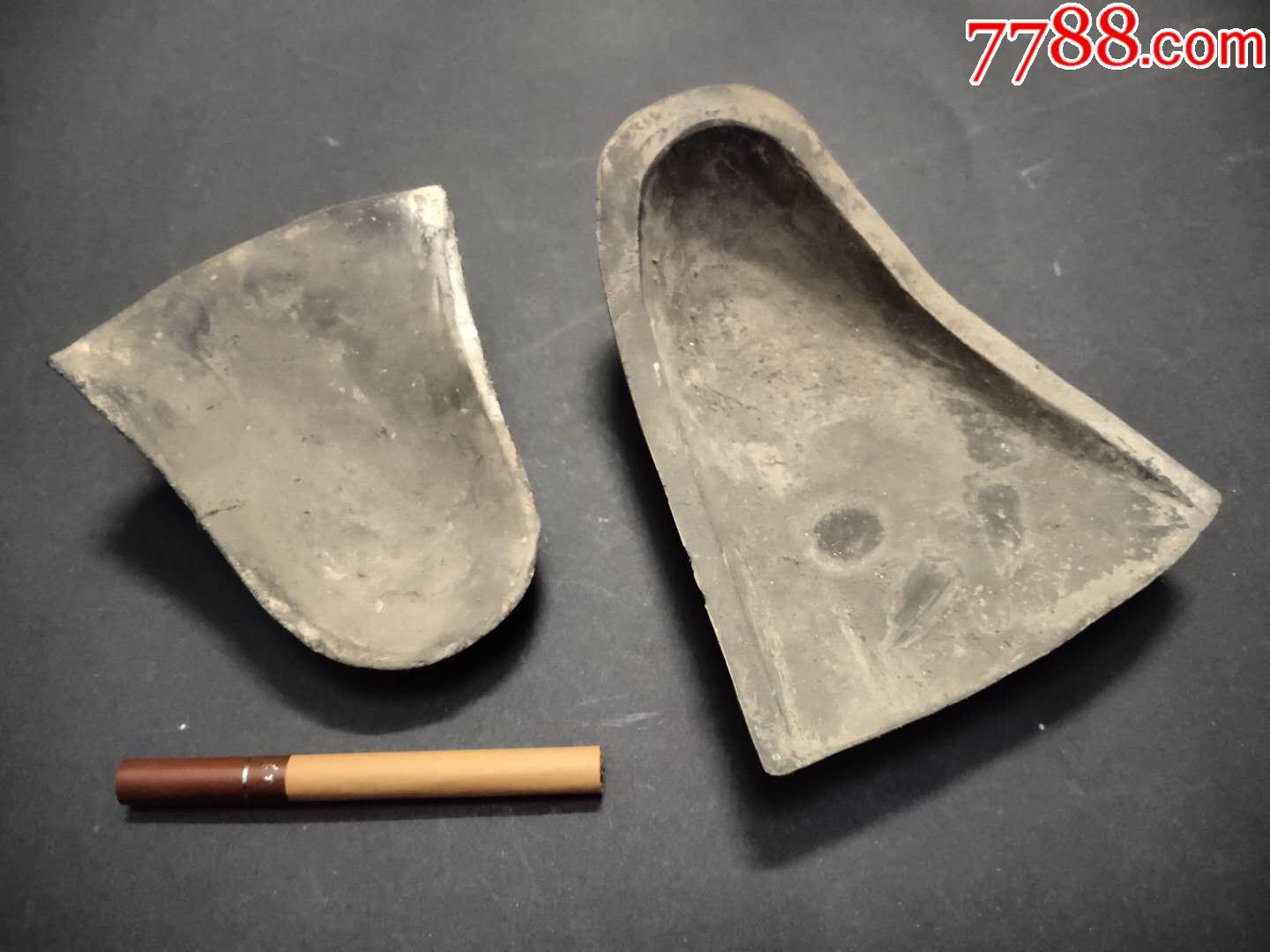 两个品好的箕形灰陶砚