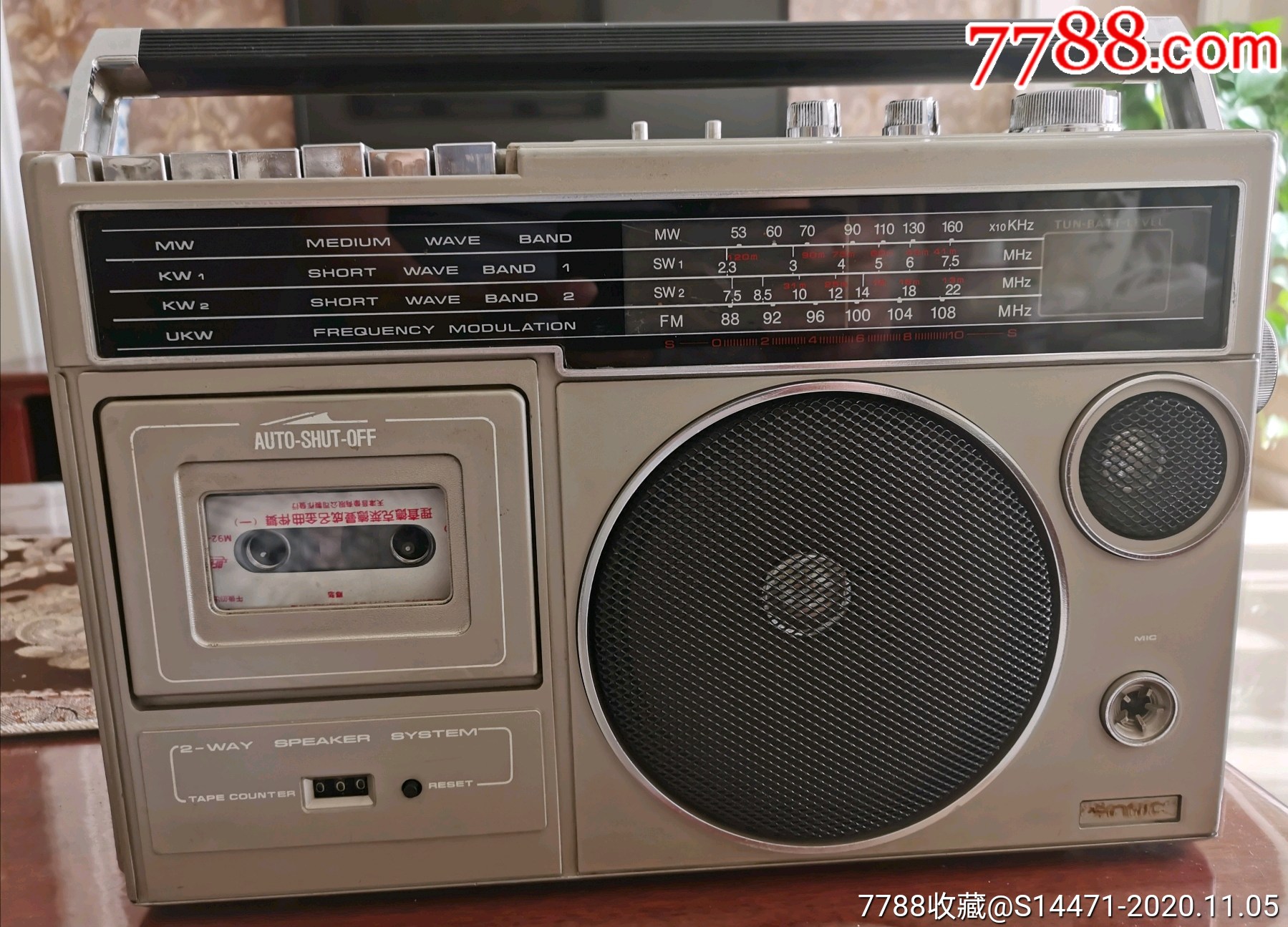 《单卡进口录音机》