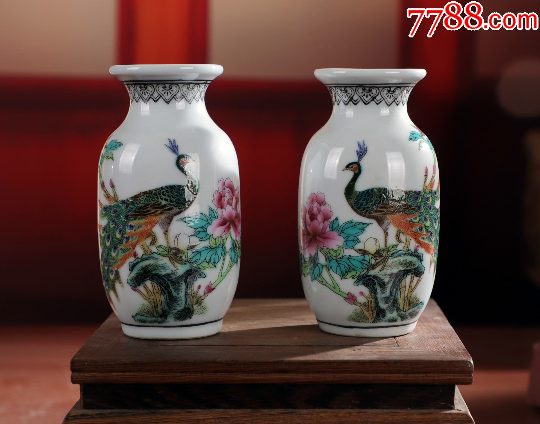 景德镇老厂货瓷器/孔雀牡丹东瓜瓶一对