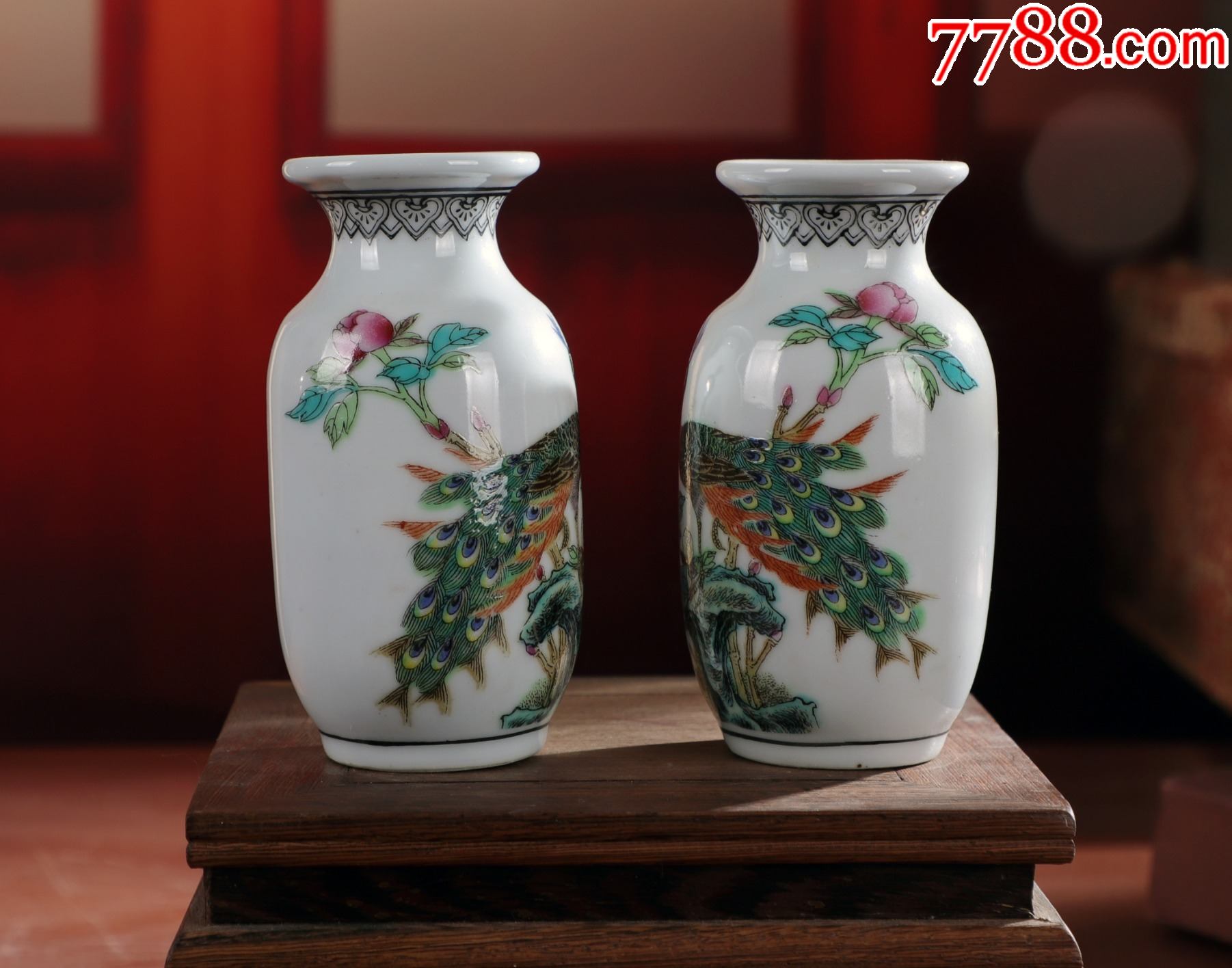 景德镇老厂货瓷器/孔雀牡丹东瓜瓶一对