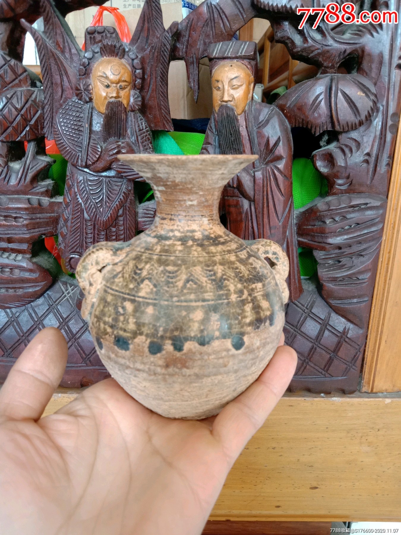 首页 拍卖 青瓷/秘色瓷 >> 双系汉罐_青瓷/秘色瓷