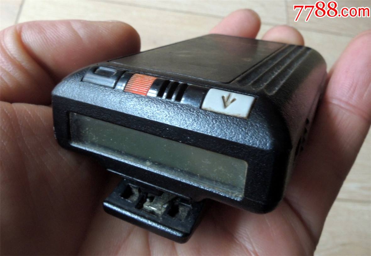 时代记忆2011d-90年代摩托罗拉bra*o-plus数字传呼机bp机-缺仓盖