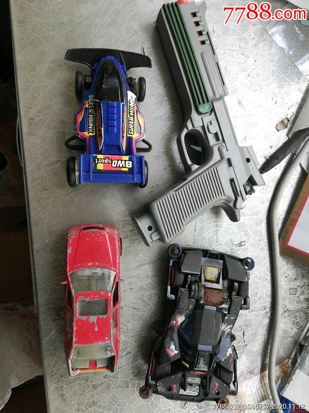 破损塑料玩具一些②