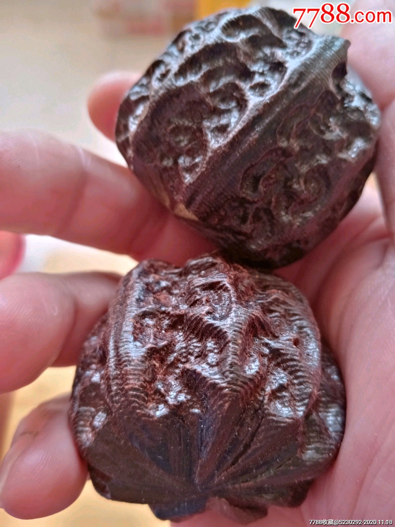 黑檀木核桃把件两个