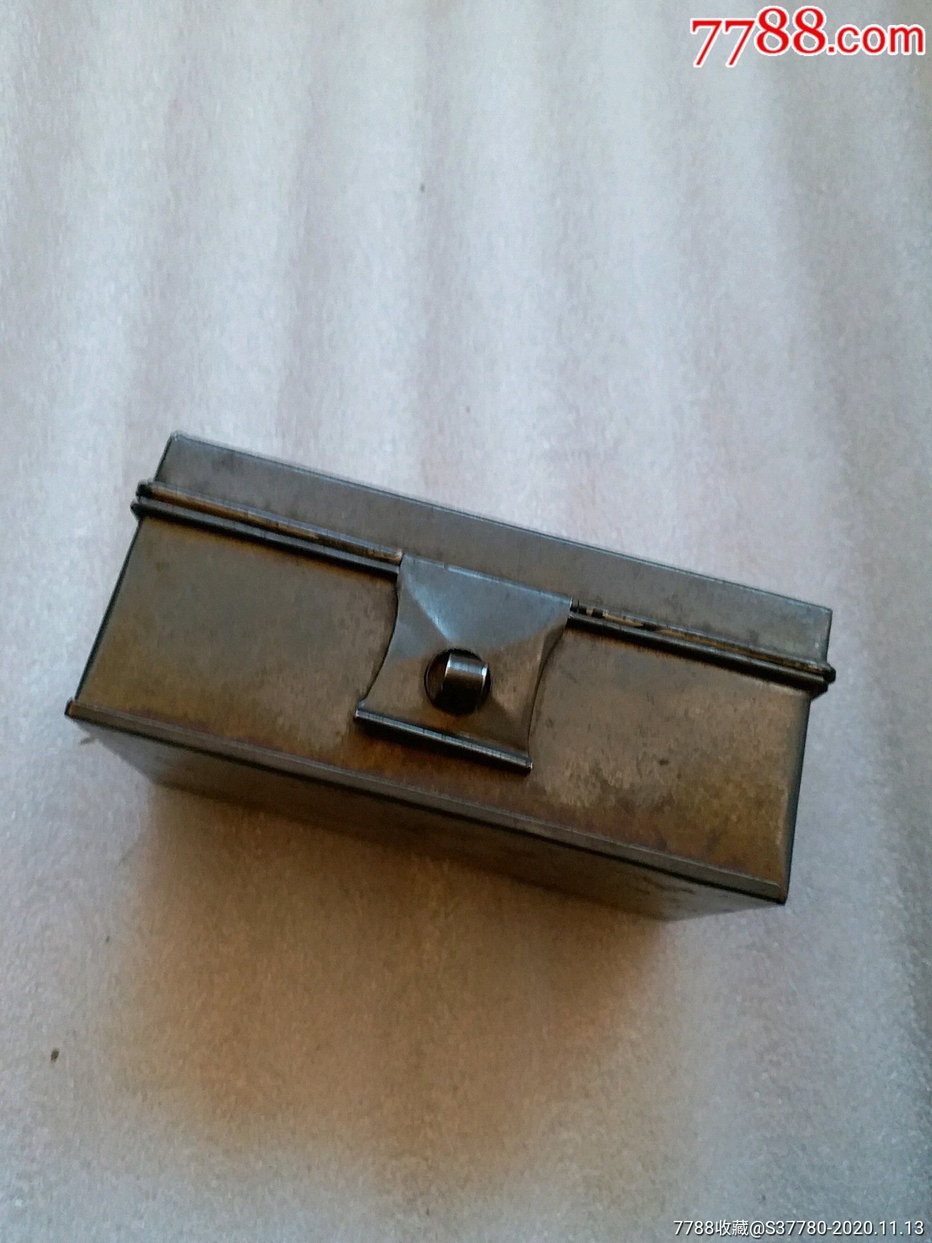 老铁皮盒无破损