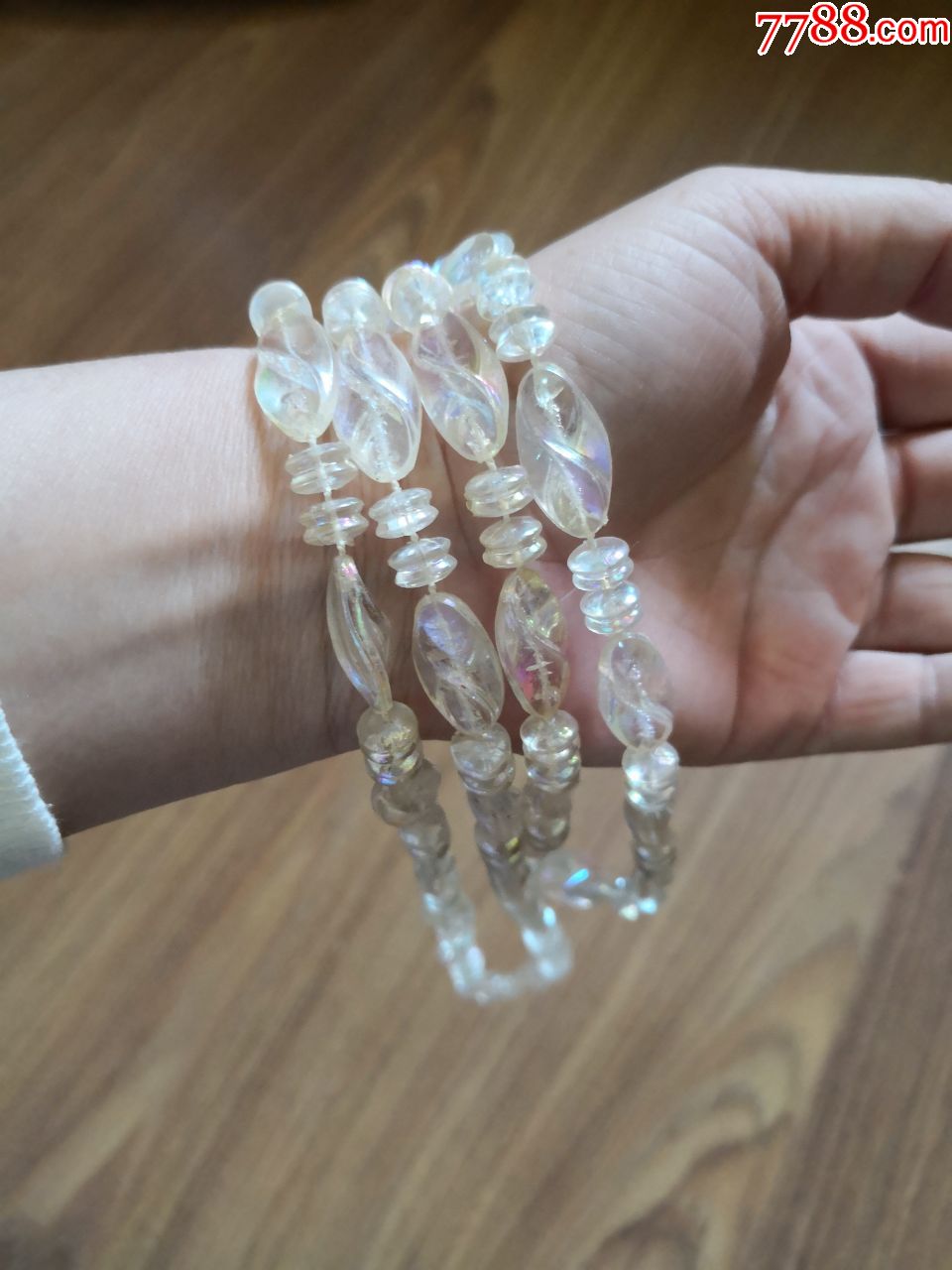 怀旧老式塑料项链