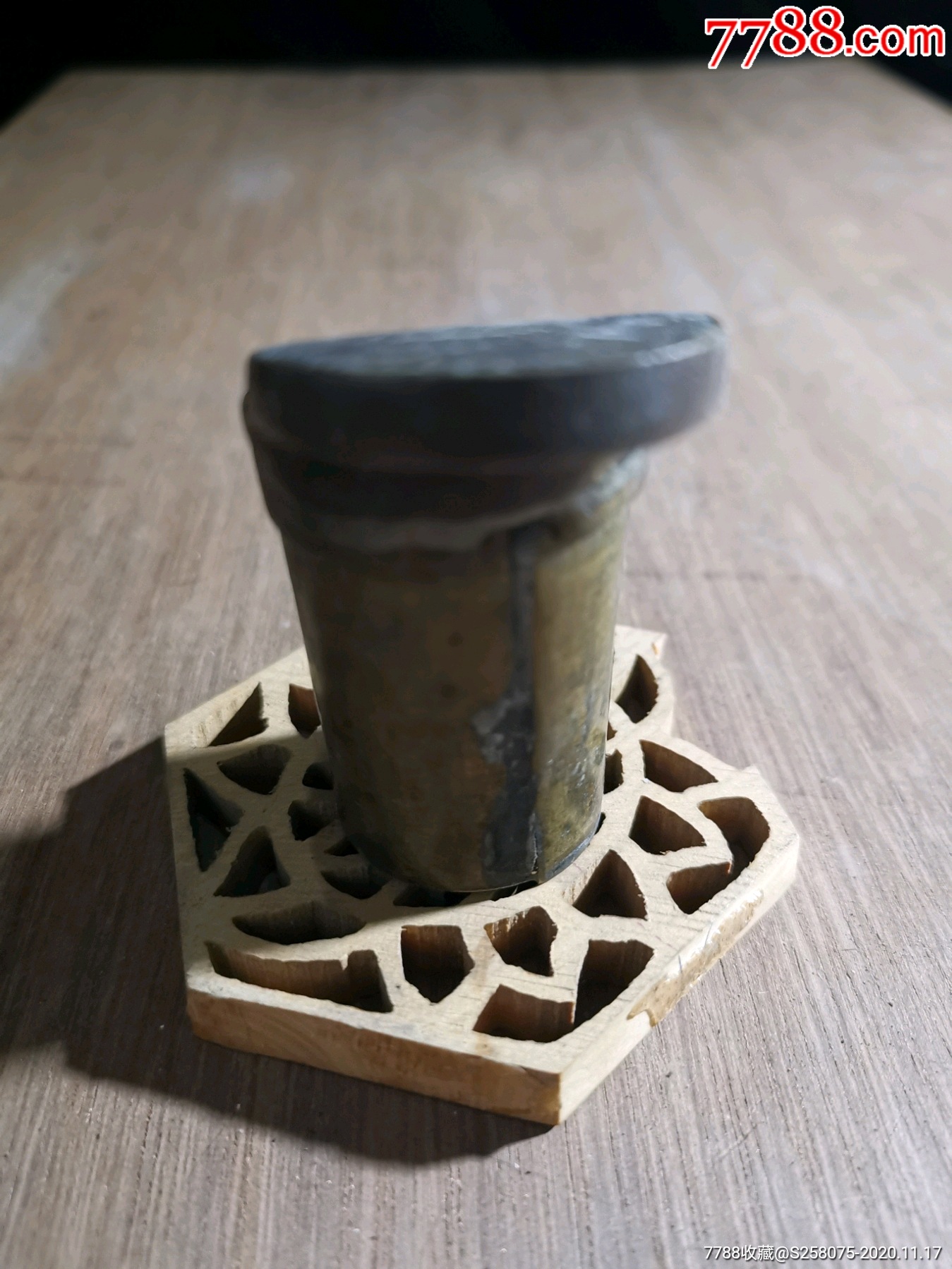 清代水烟壶的配件