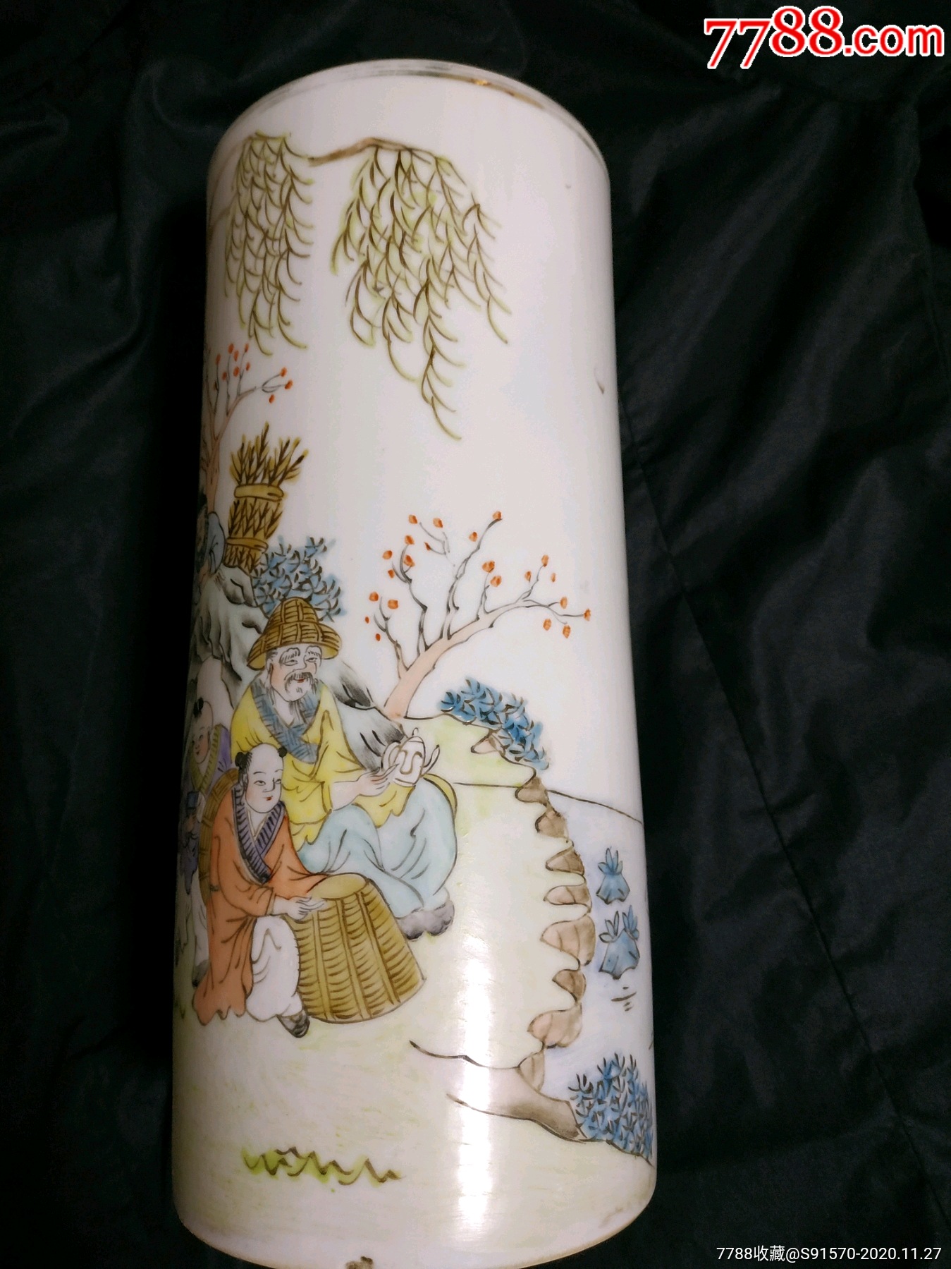 任焕章画粉彩帽筒.